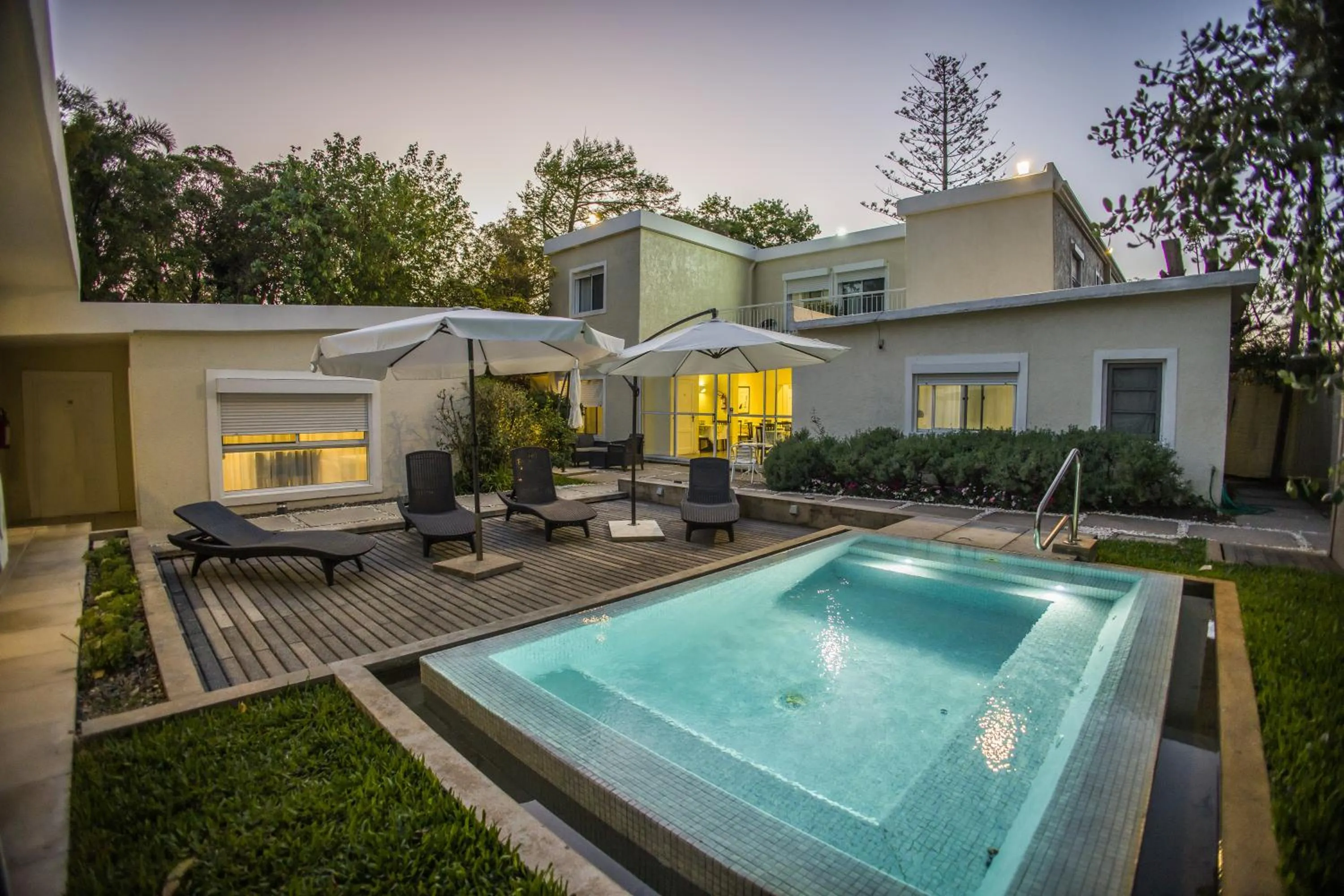 Swimming pool in Joan Miró Hotel