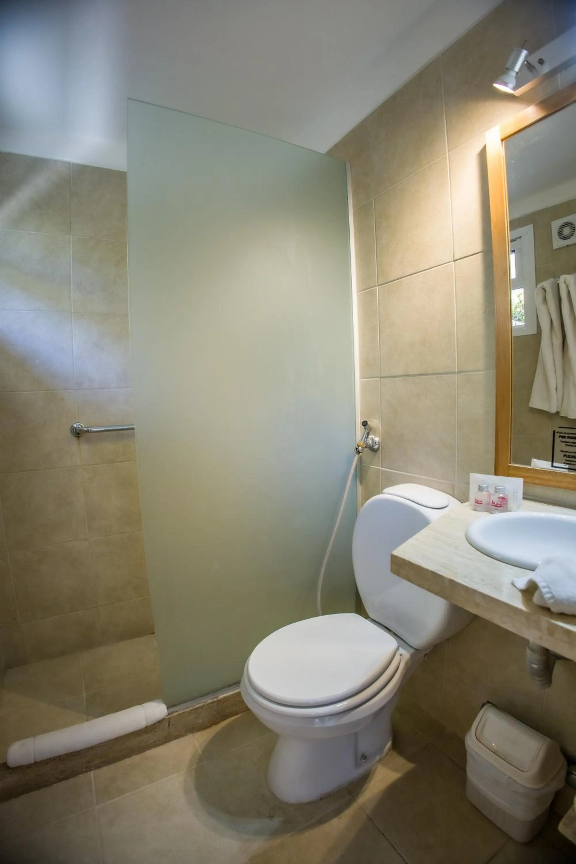 Bathroom in Joan Miró Hotel