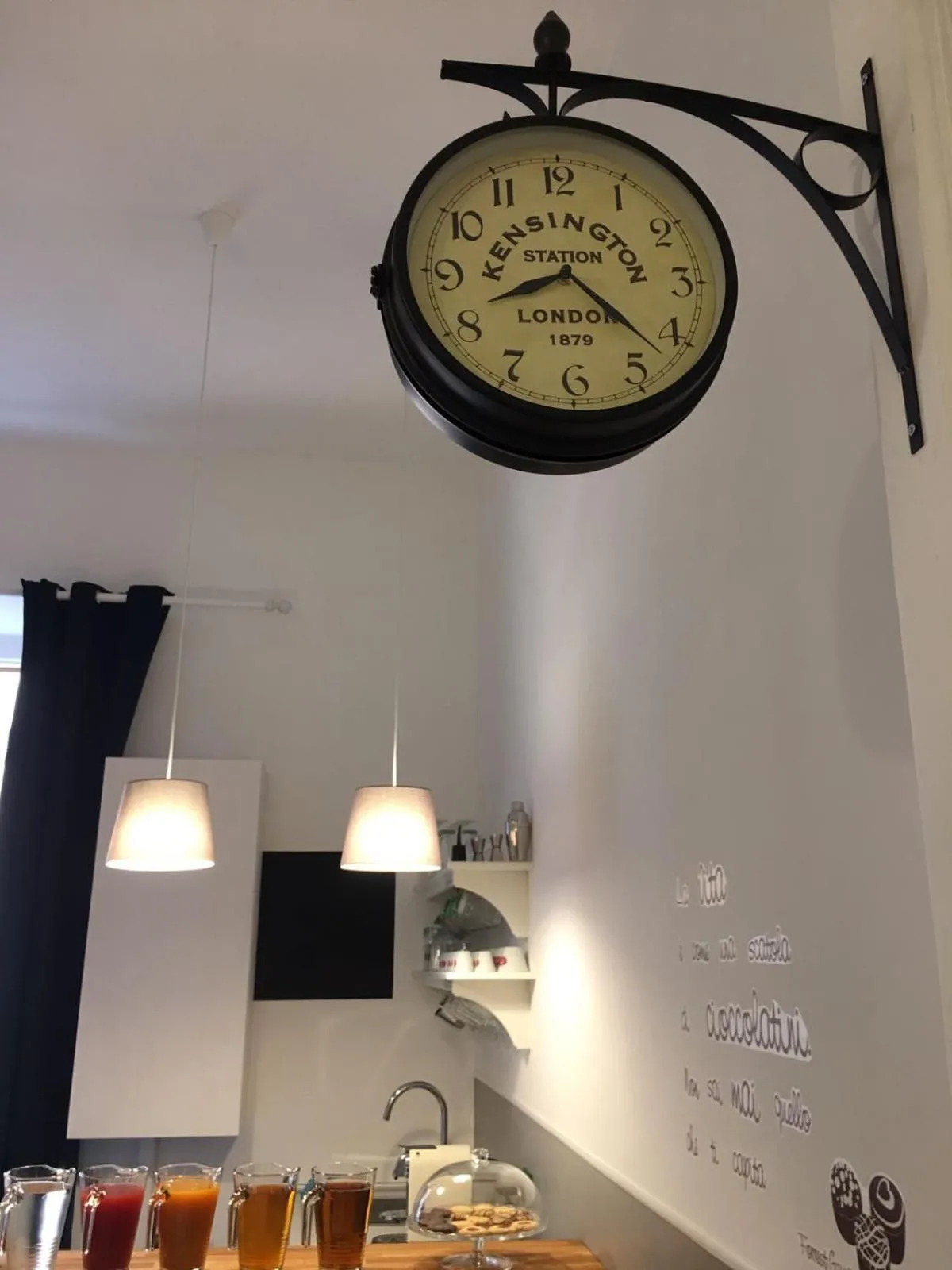 Decorative detail in MiRhome Guest House