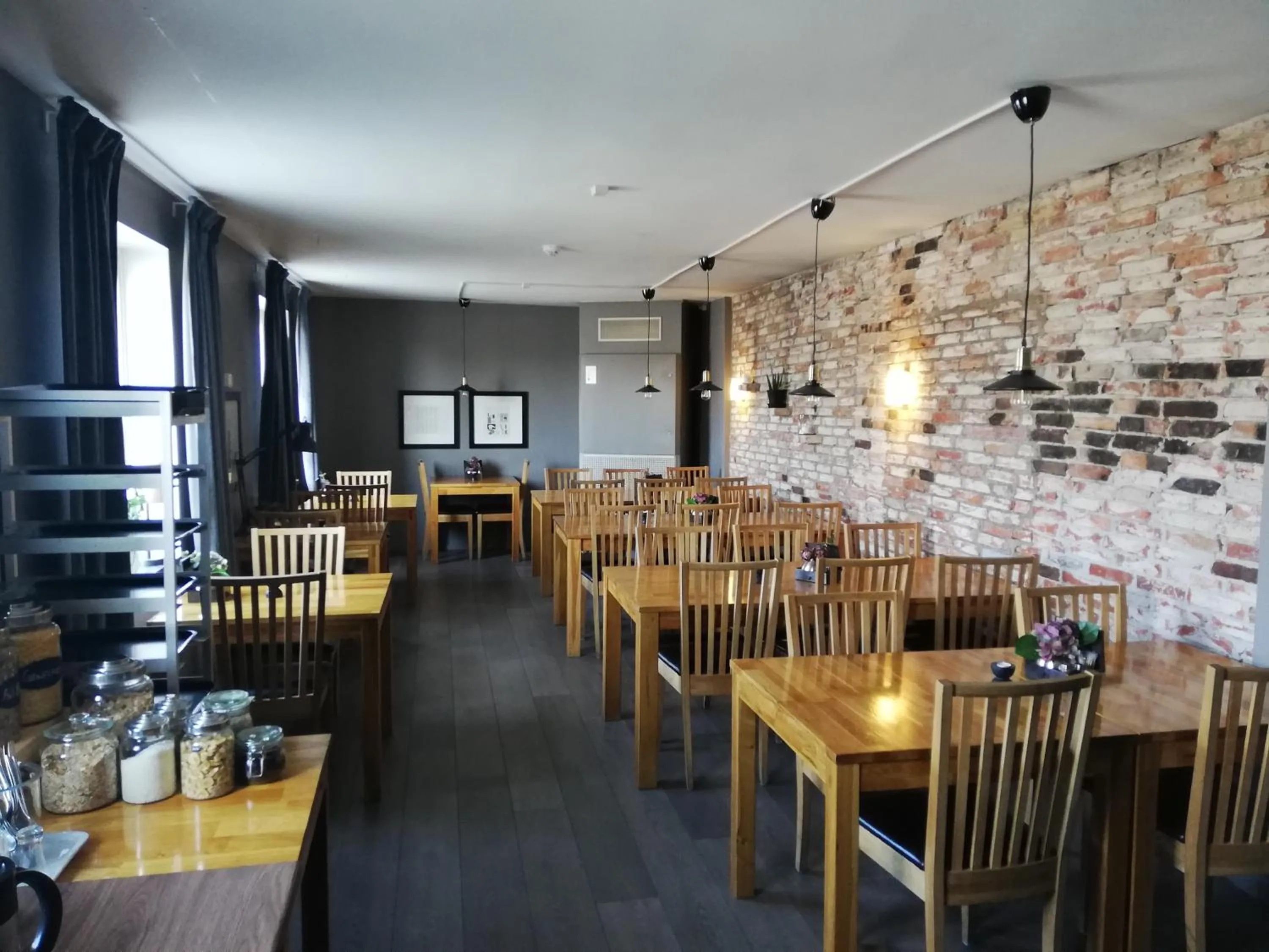 Buffet breakfast in Strand Hotell