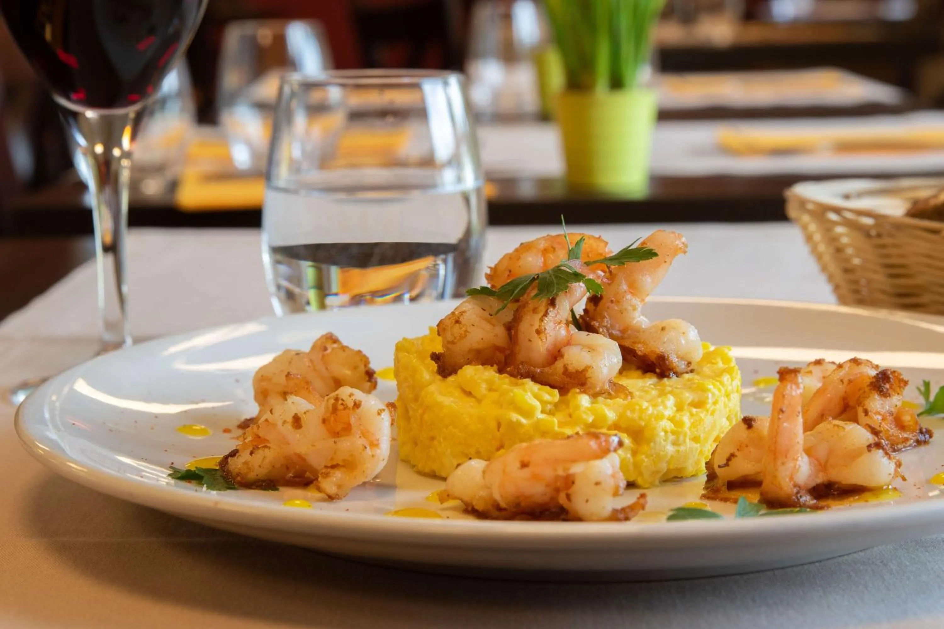 Restaurant/places to eat in Brit Hotel Saint-Méen-le-Grand en Brocéliande