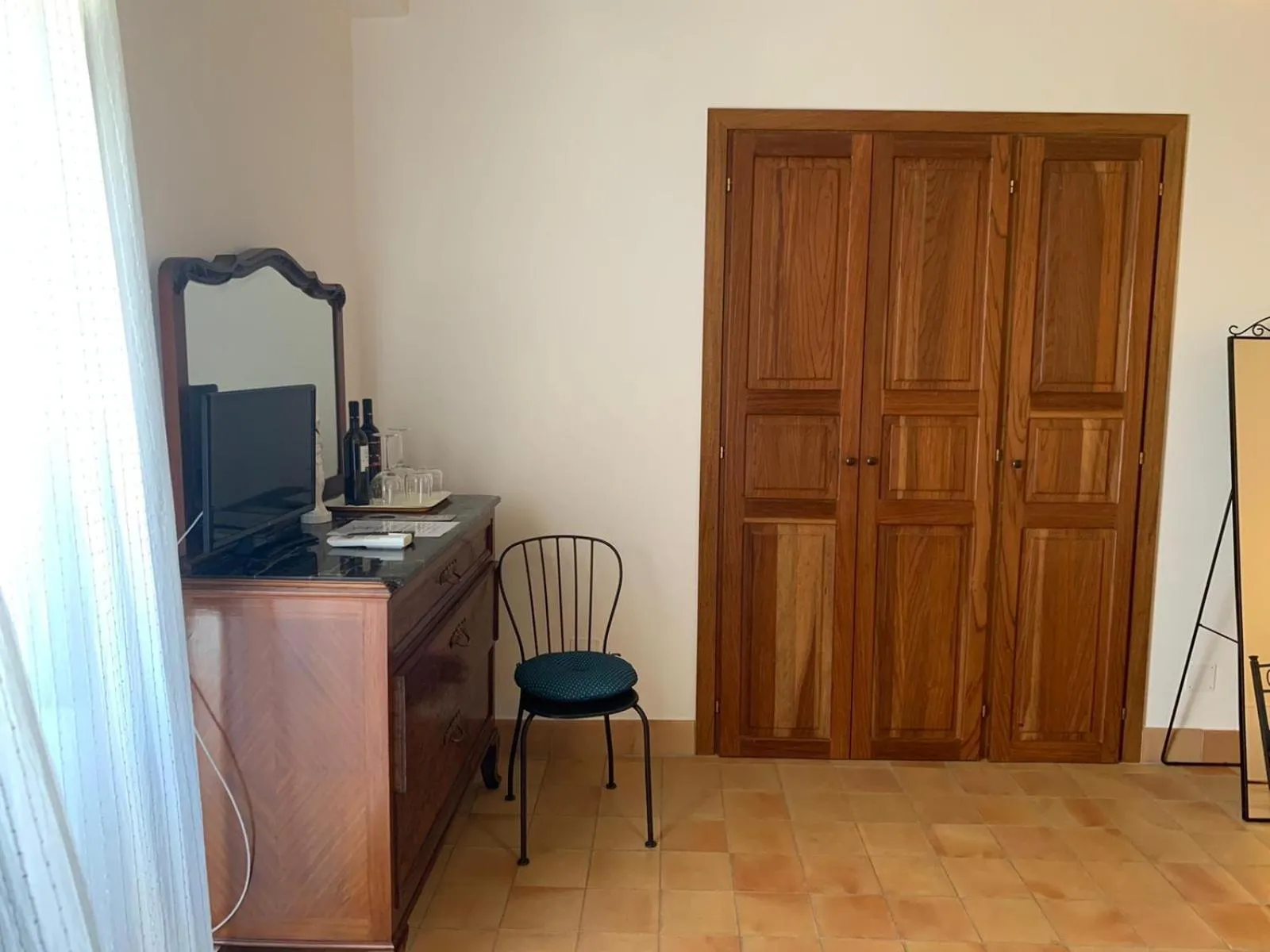 wardrobe in Le Sette Perle