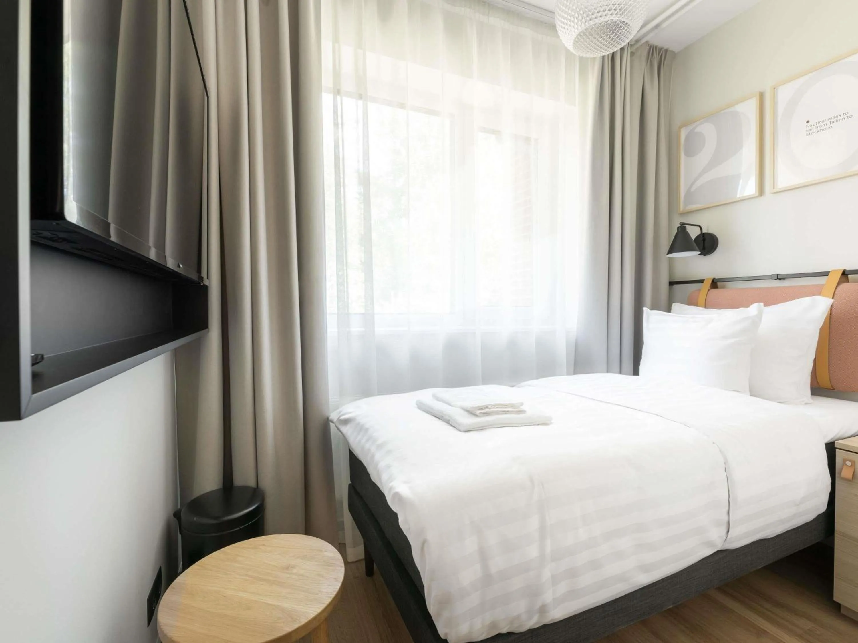 Bedroom, Bed in Oru Hub Hotel Tallinn - Handwritten Collection