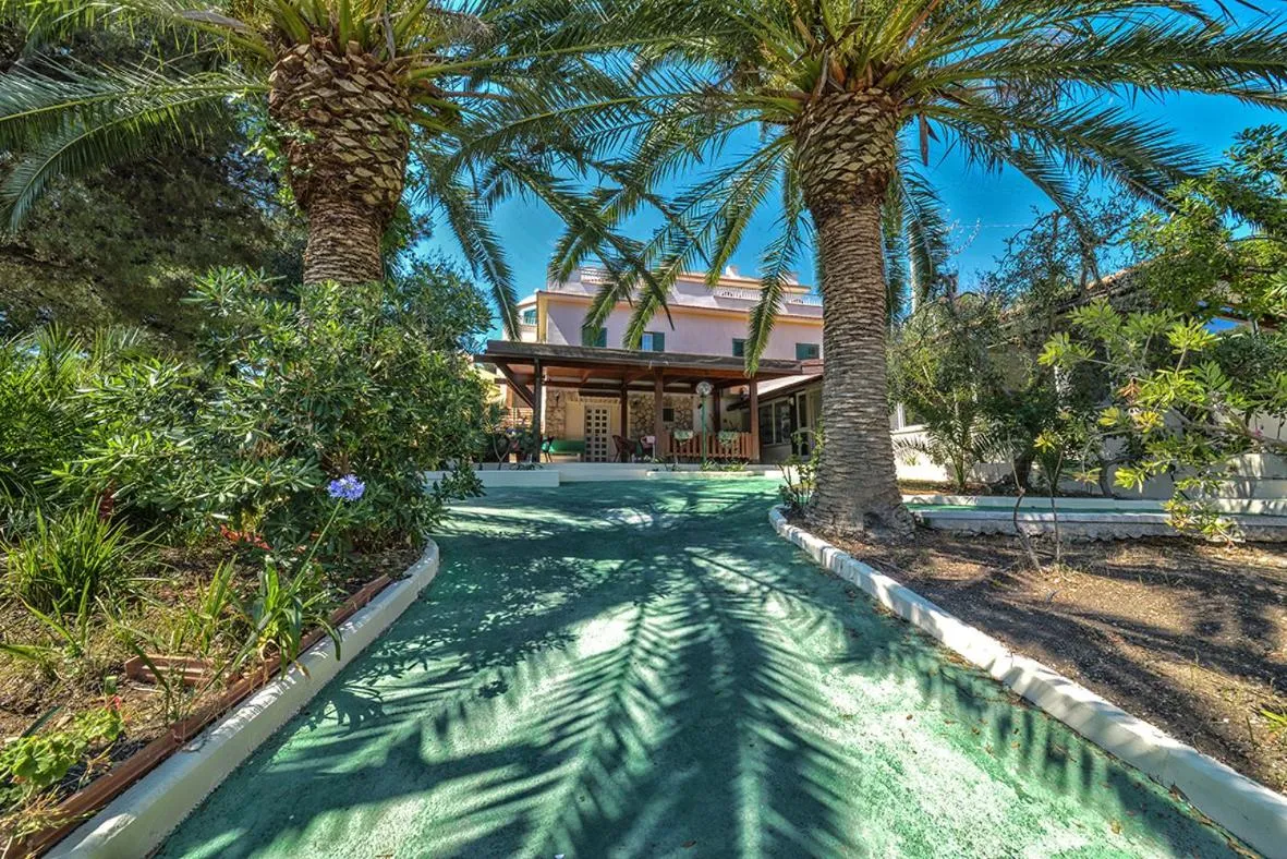 Property building in Hotel Incontro