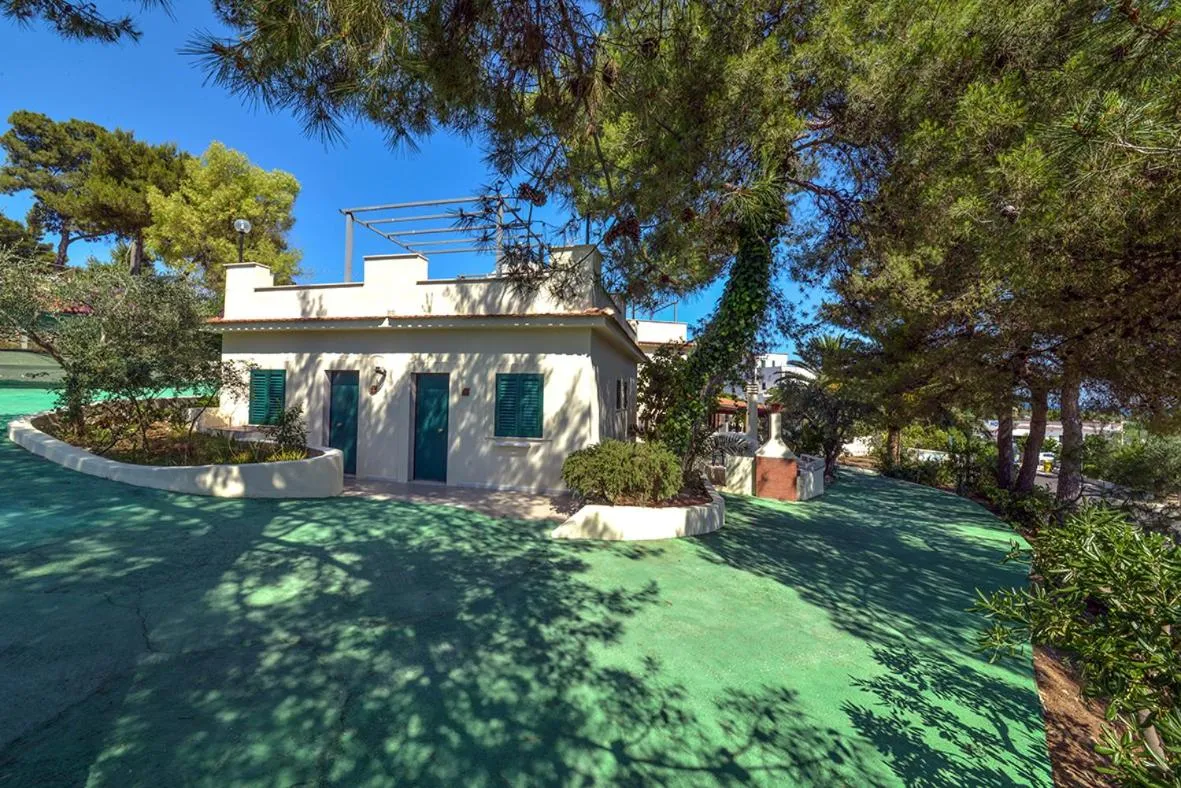 Property building in Hotel Incontro