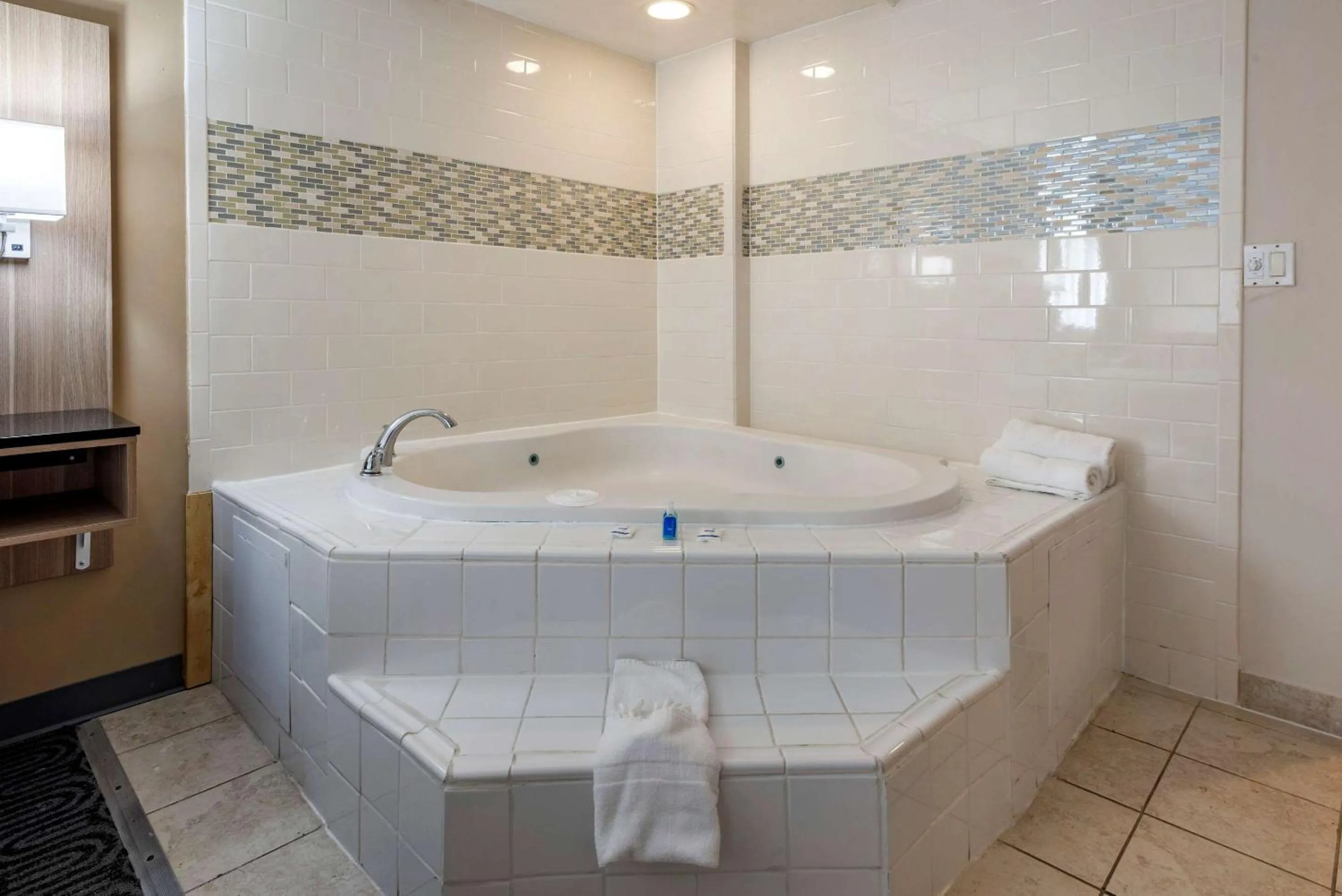 Bedroom in Premier Inn Atlantic City