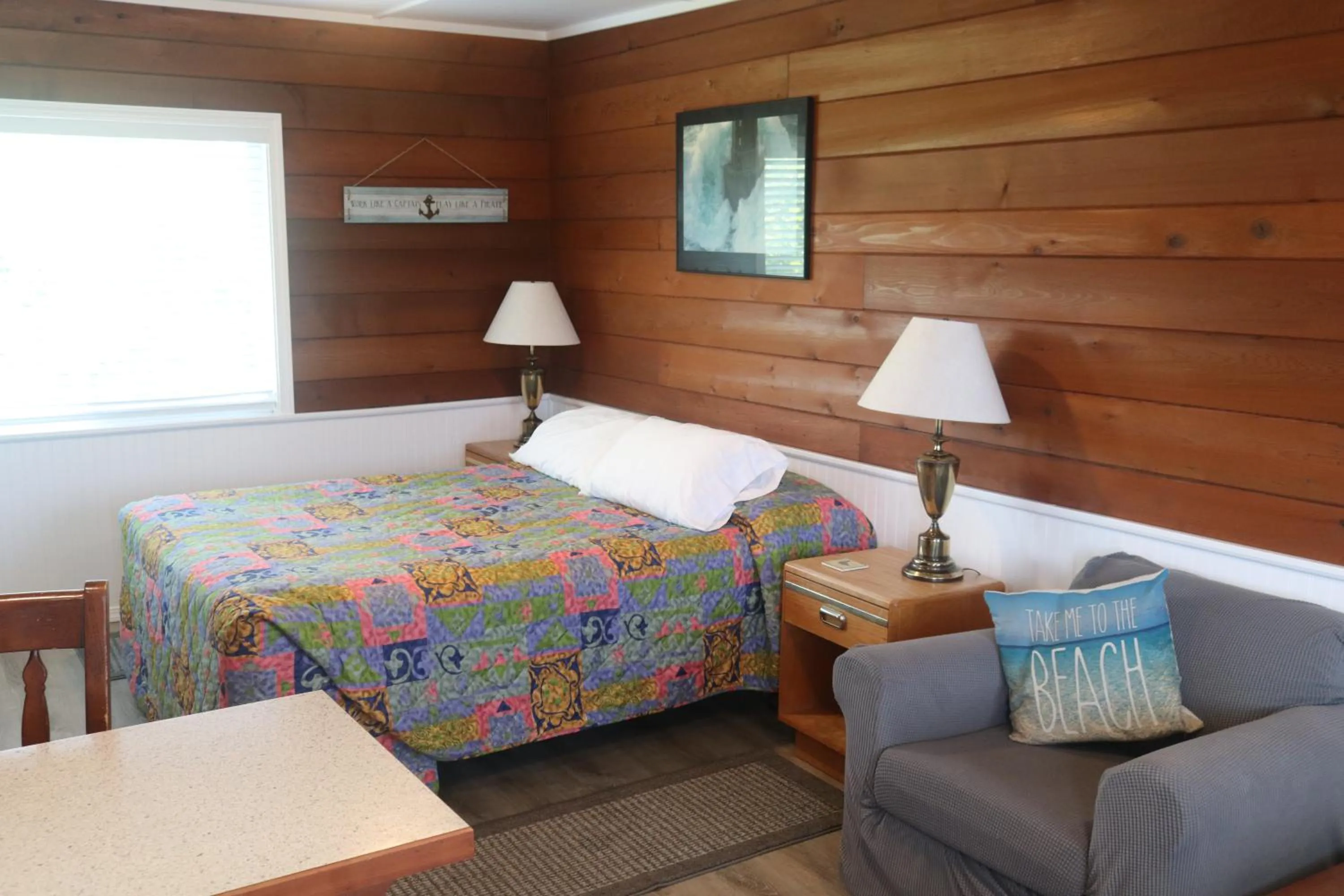 Bed in The Lowtide Motel