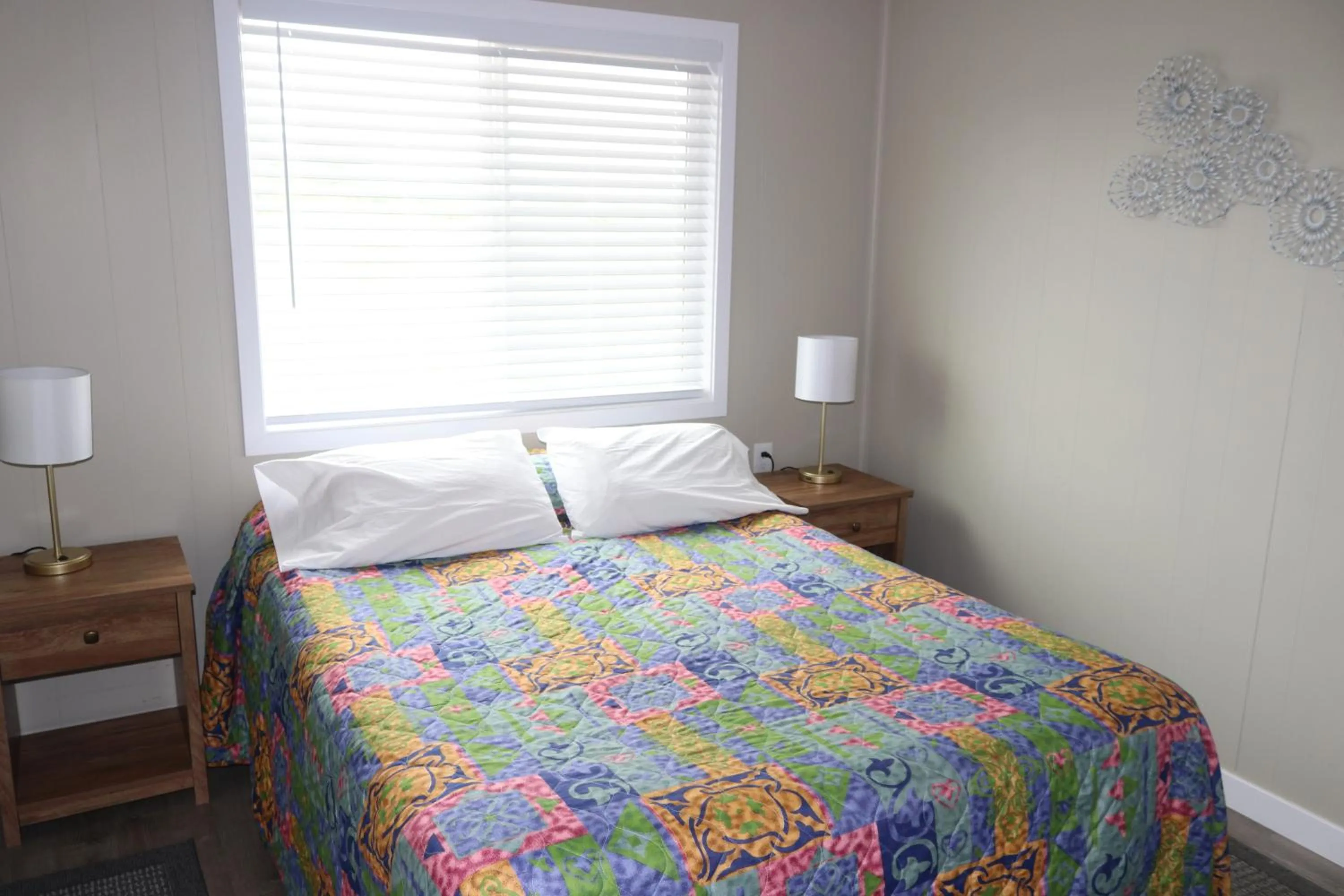 Bed in The Lowtide Motel