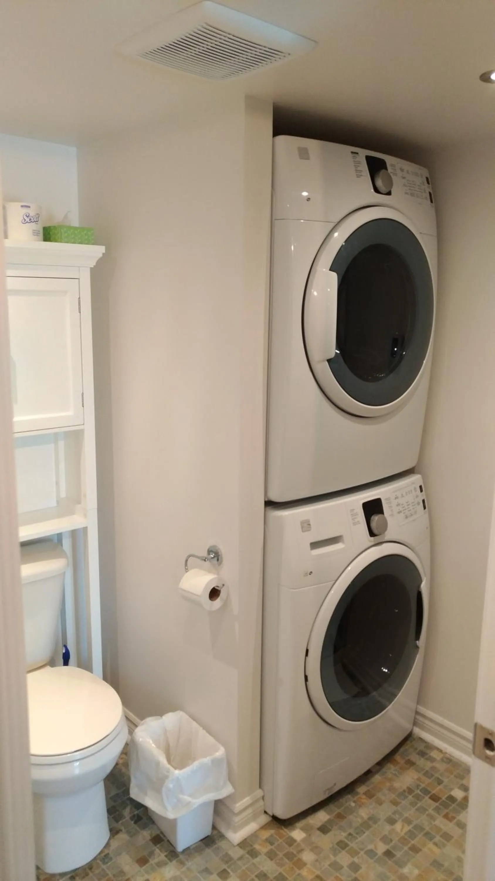Toilet in Les Appartements de La Bergeronnette