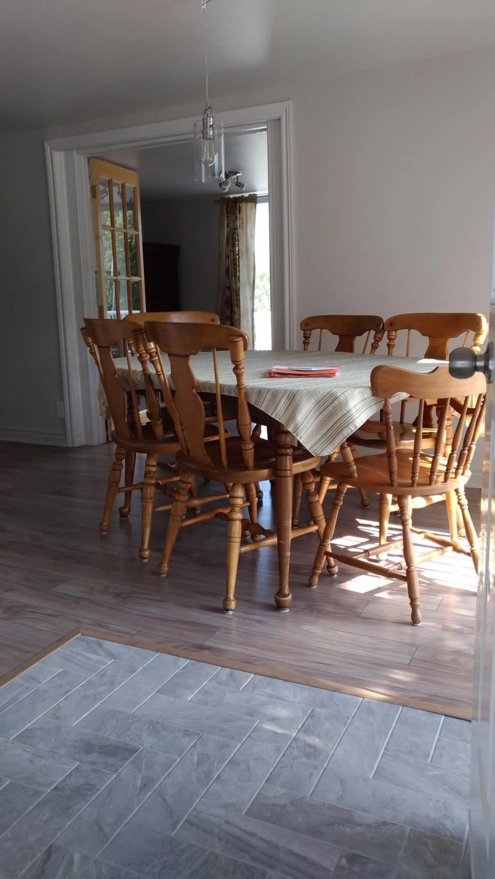 Dining area in Les Appartements de La Bergeronnette