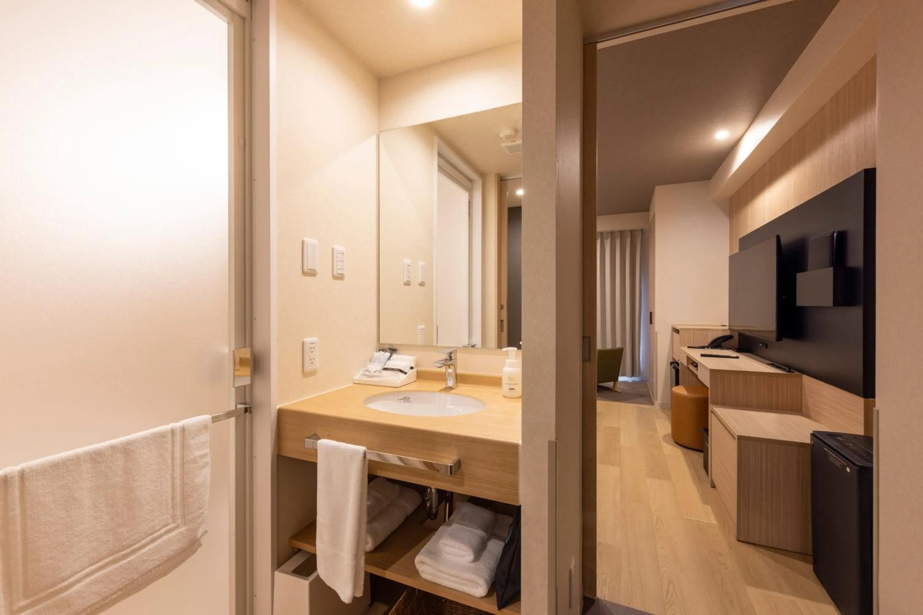 Photo of the whole room in Sanco Inn Iseshi-Ekimae Shikinoyu