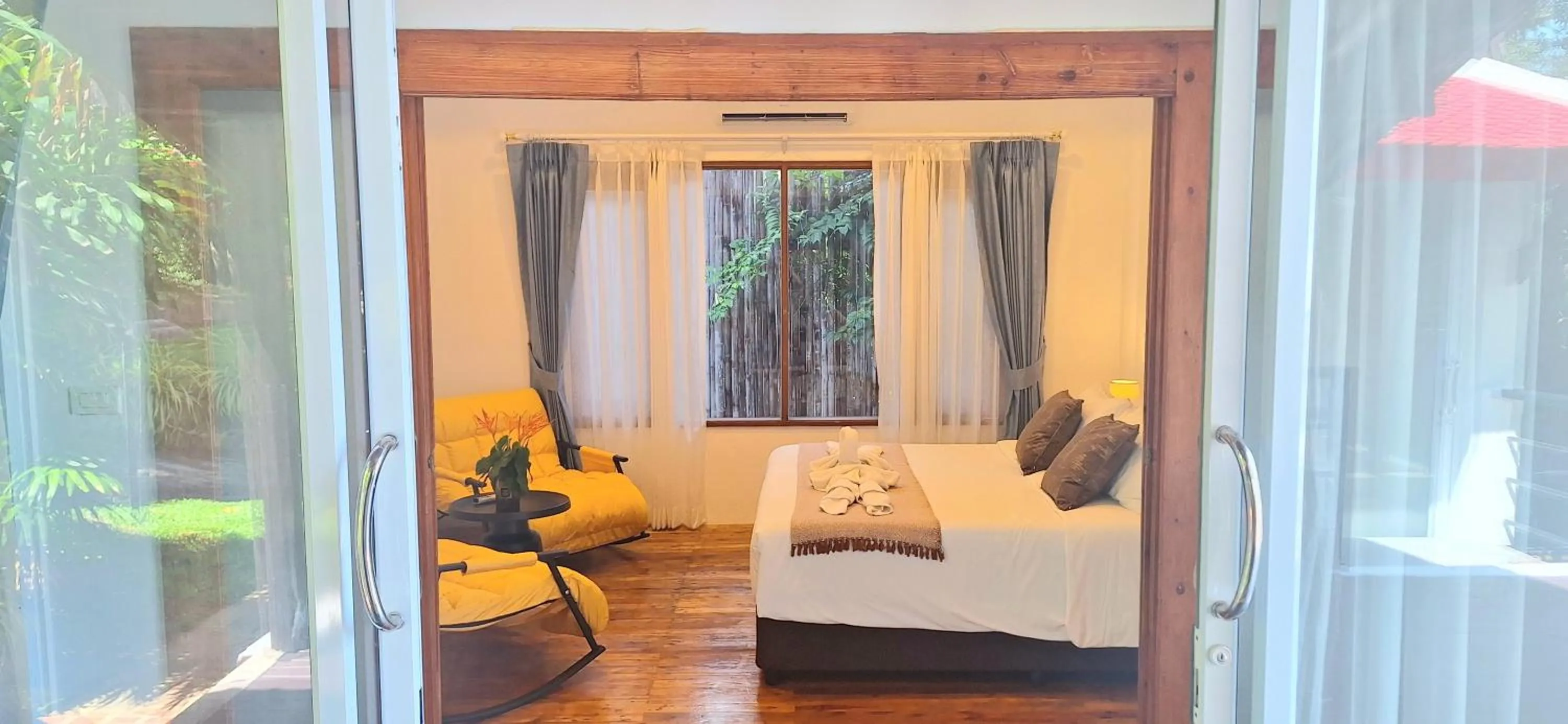 Seating area in Alpha Gay Resort & Spa - Men Only