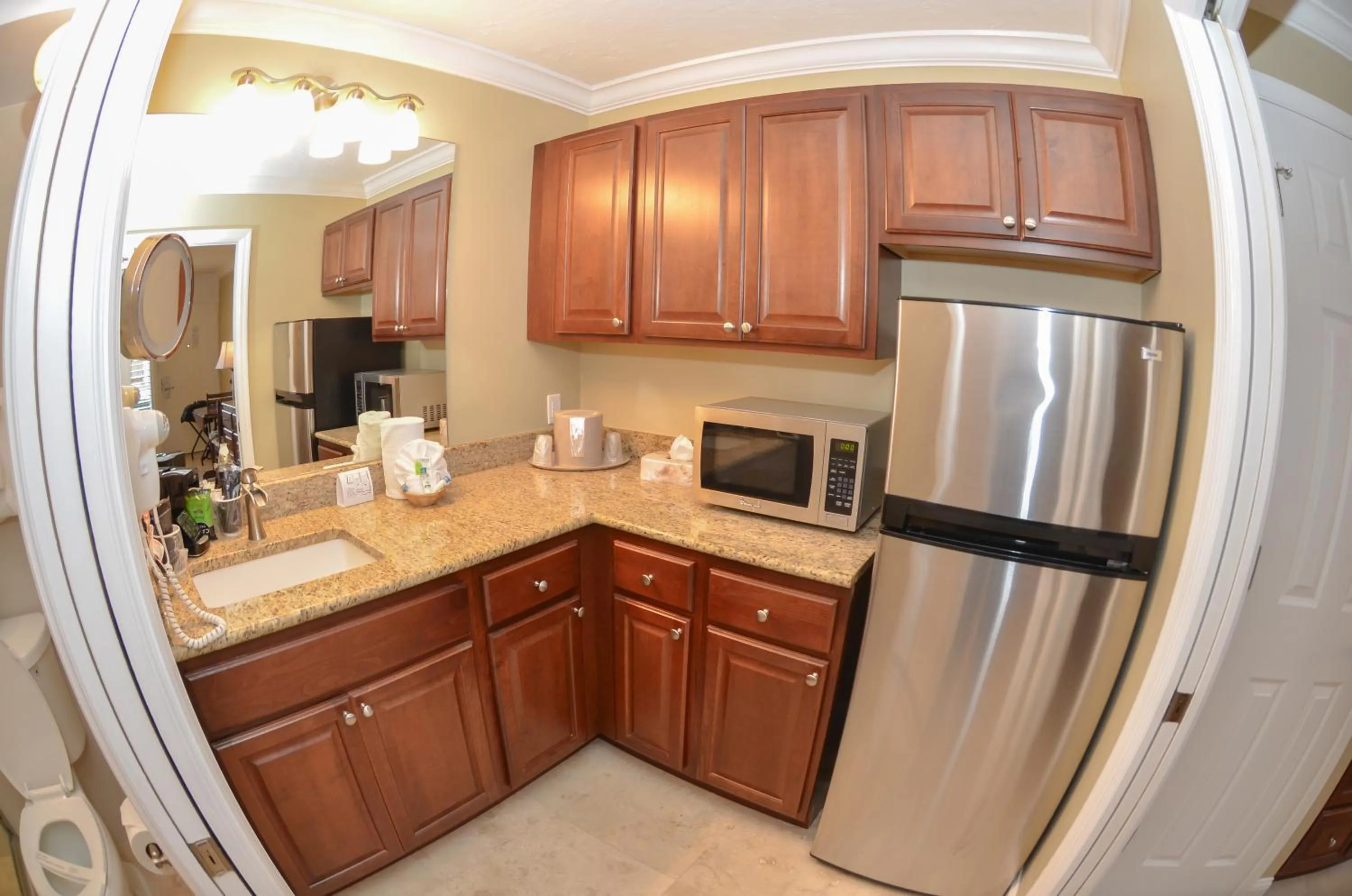 Kitchen or kitchenette in Gulfcoast Inn Naples