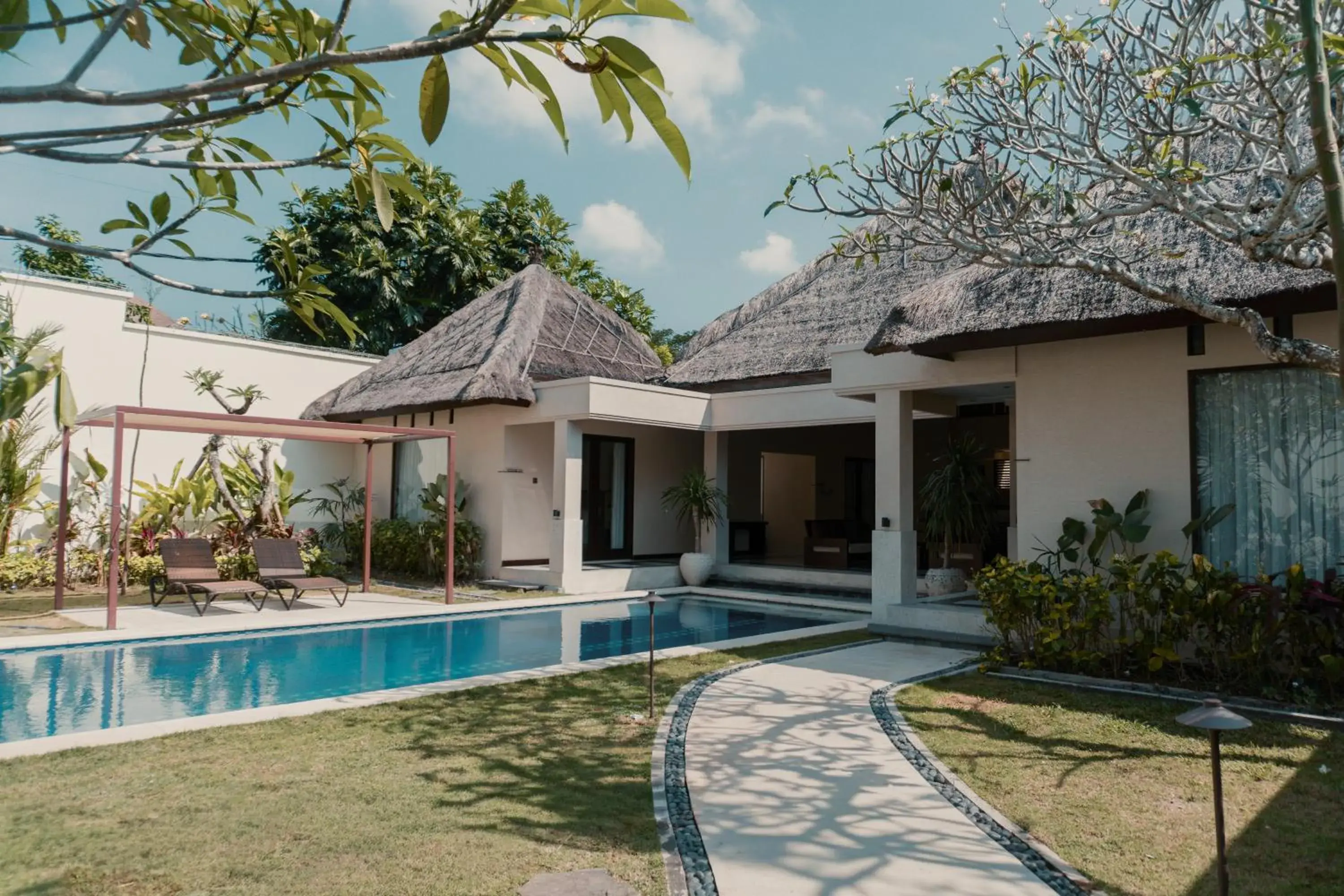 Four-Bedroom Villa with Private Pool and Garden in Aruni Bali Jimbaran Boutique Villa Four-Bedroom Villa with Private Pool and Garden in Aruni Bali Jimbaran Boutique Villa