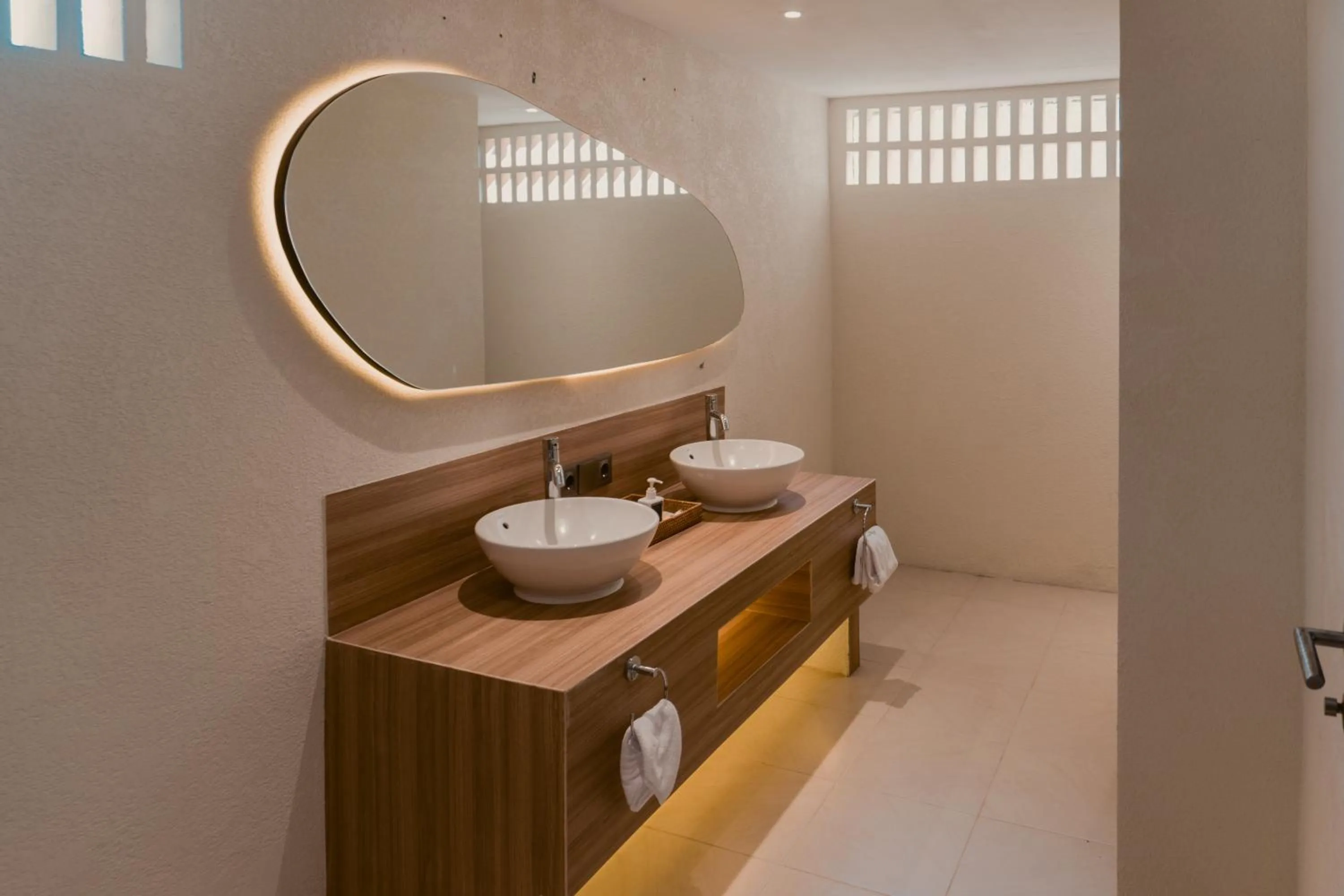 Bathroom in Aruni Bali Jimbaran Boutique Villa