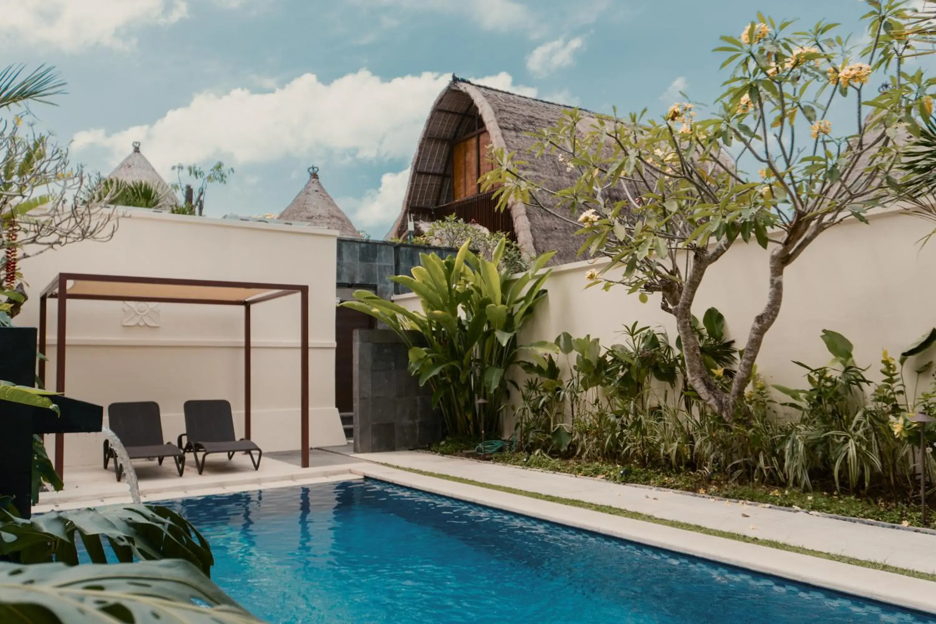 One-Bedroom Villa with Private Pool and Garden in Aruni Bali Jimbaran Boutique Villa One-Bedroom Villa with Private Pool and Garden in Aruni Bali Jimbaran Boutique Villa