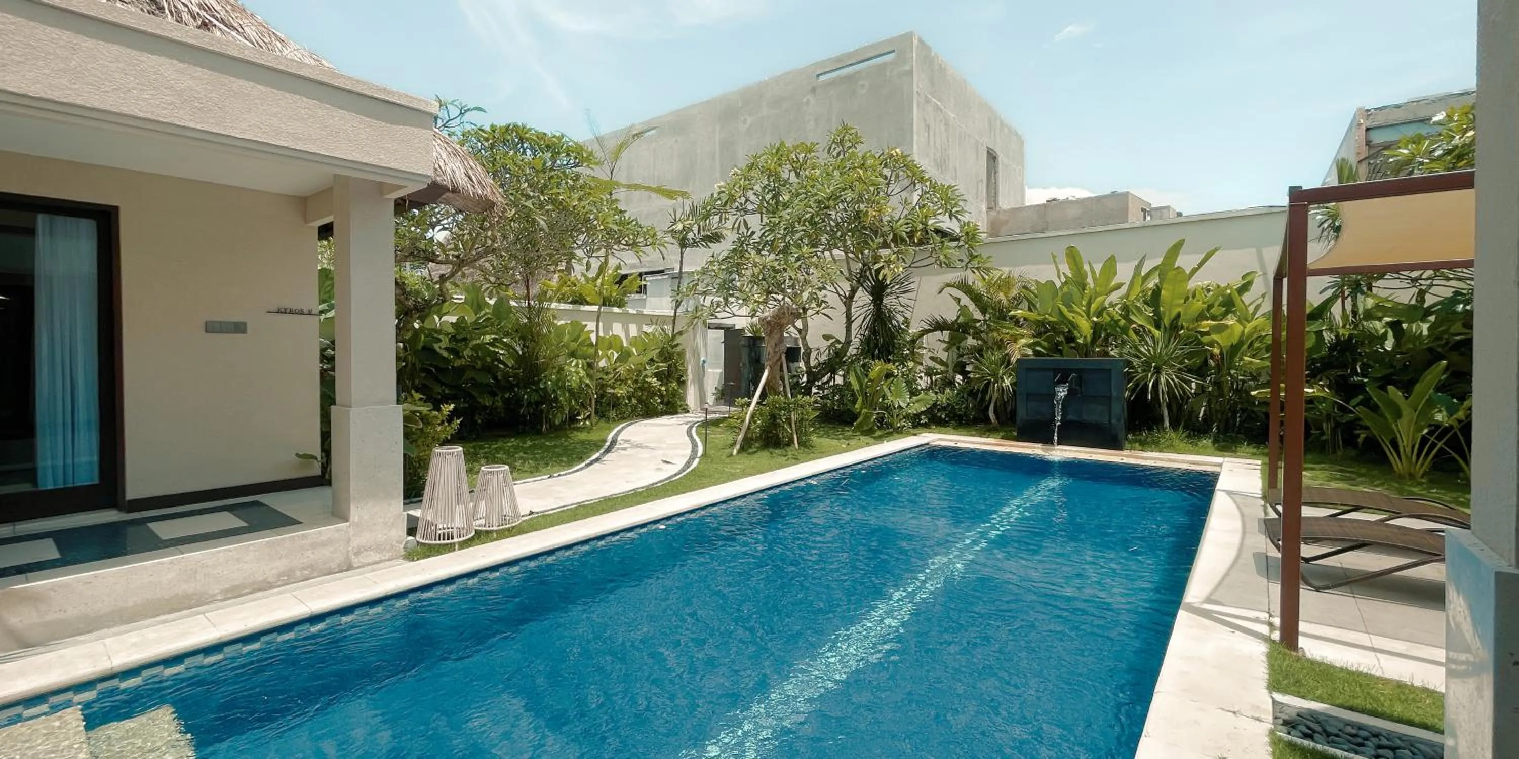 Swimming pool in Aruni Bali Jimbaran Boutique Villa