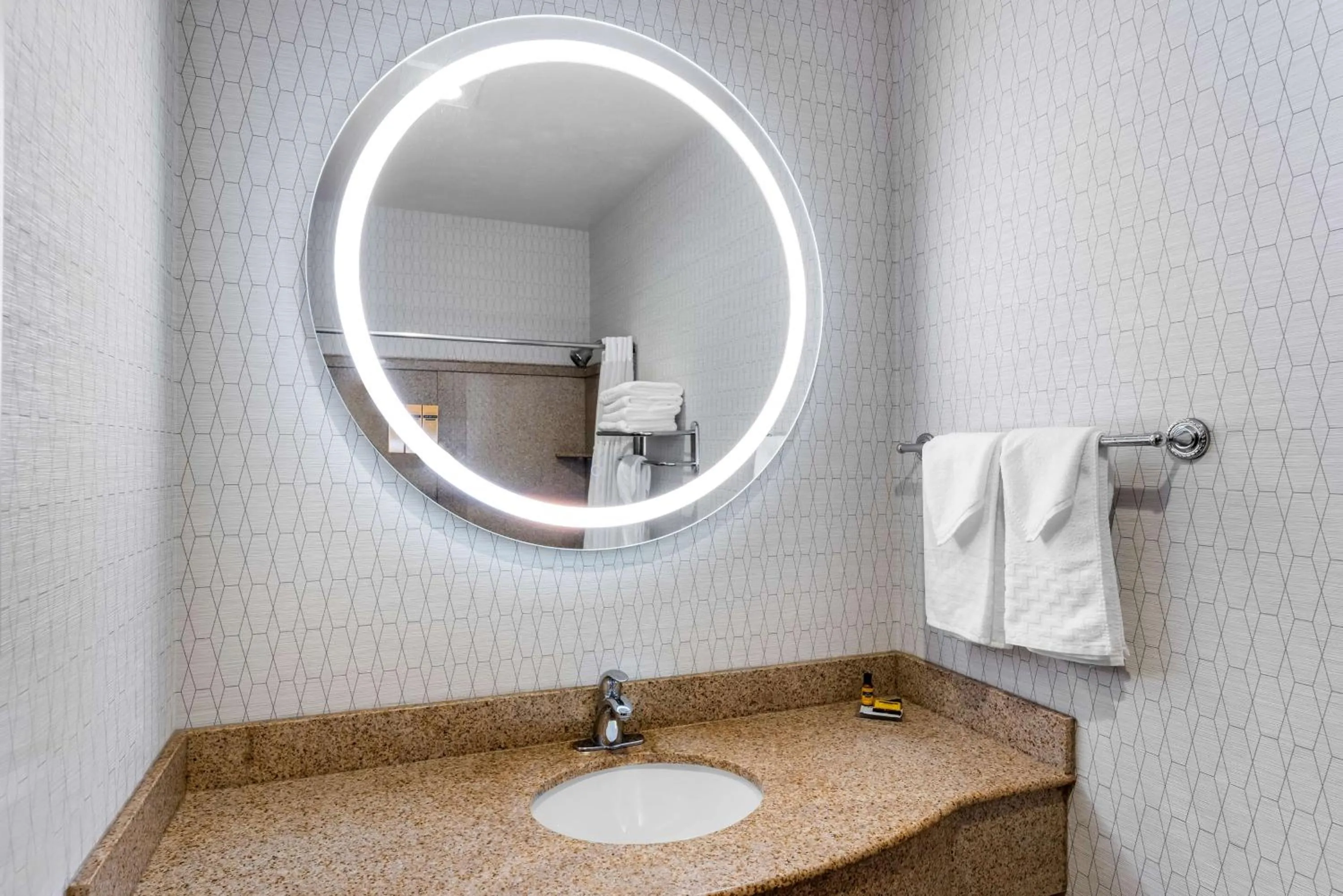 Bathroom in Best Western Plus Abbey Inn