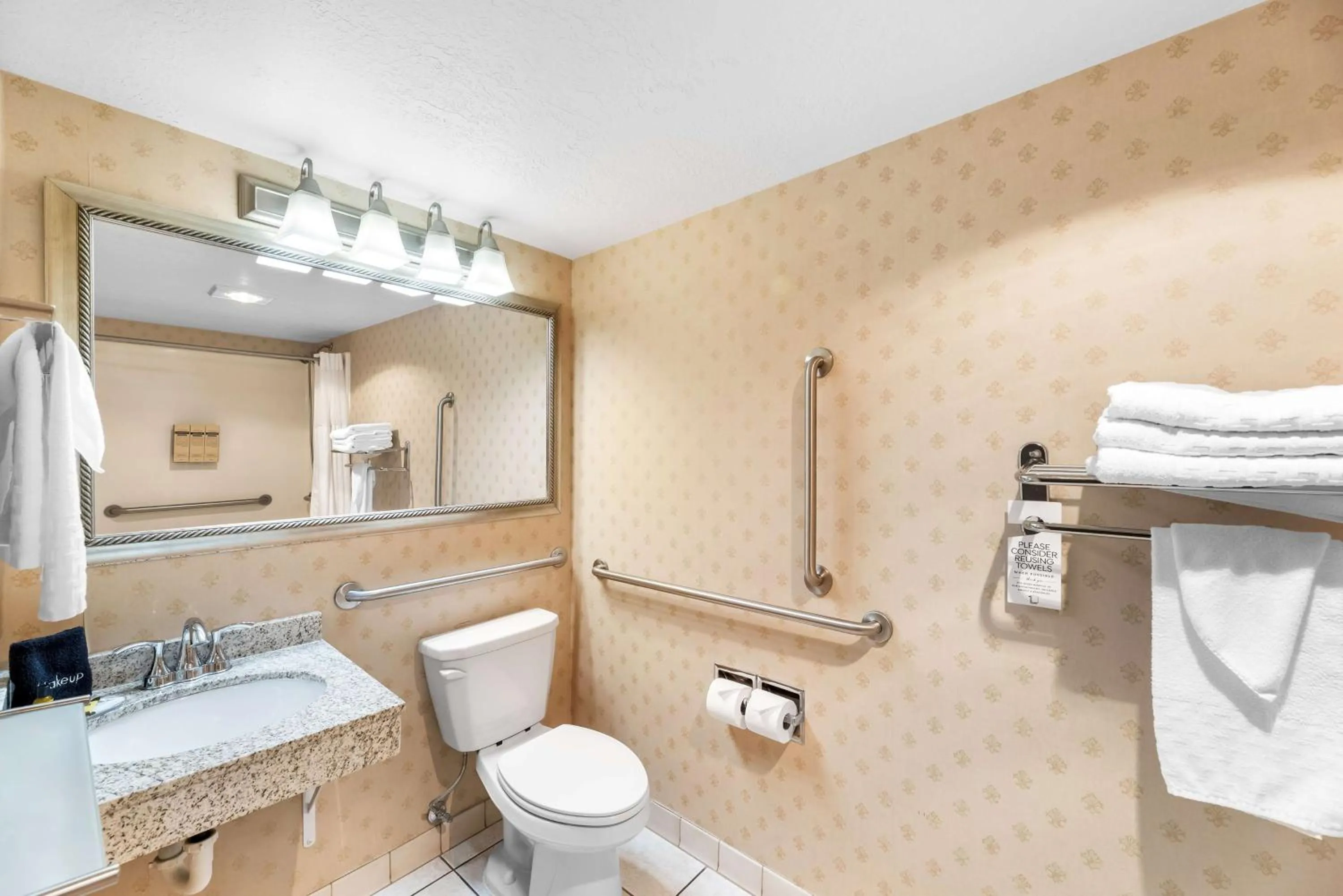 Bathroom in Best Western Plus Abbey Inn