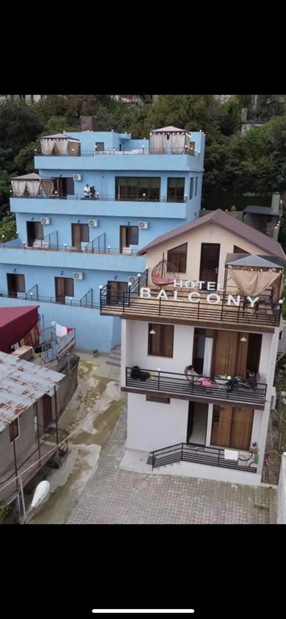 Property building in Hotel Balcony