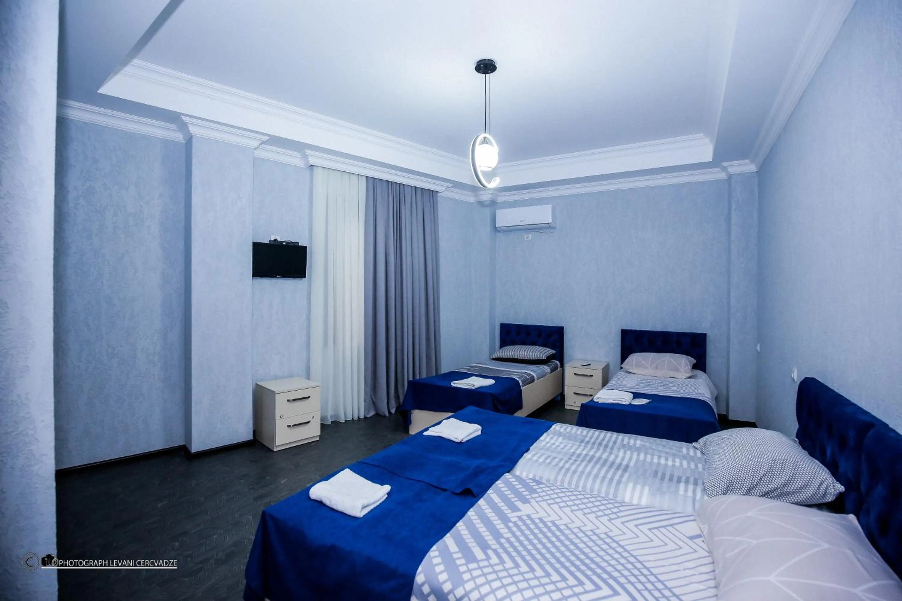 TV and multimedia, Bed in Hotel Balcony