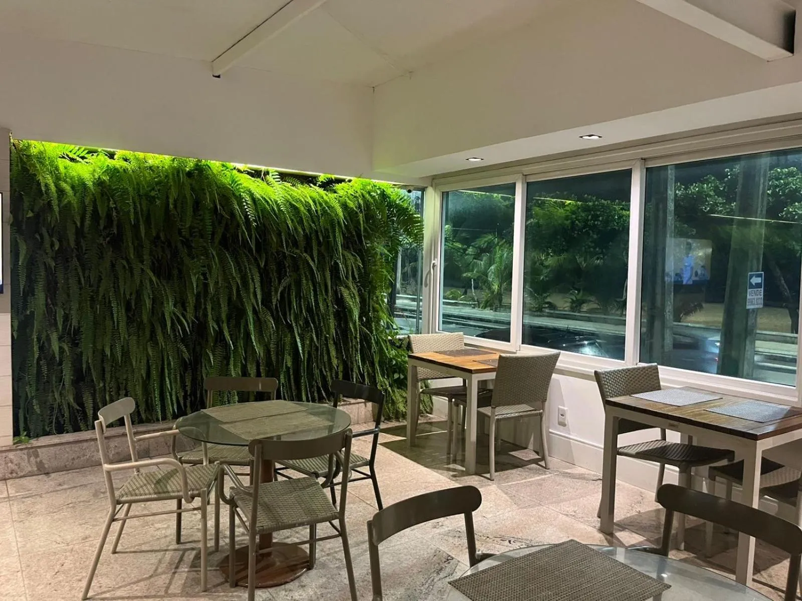 Dining area in Hotel Barramares