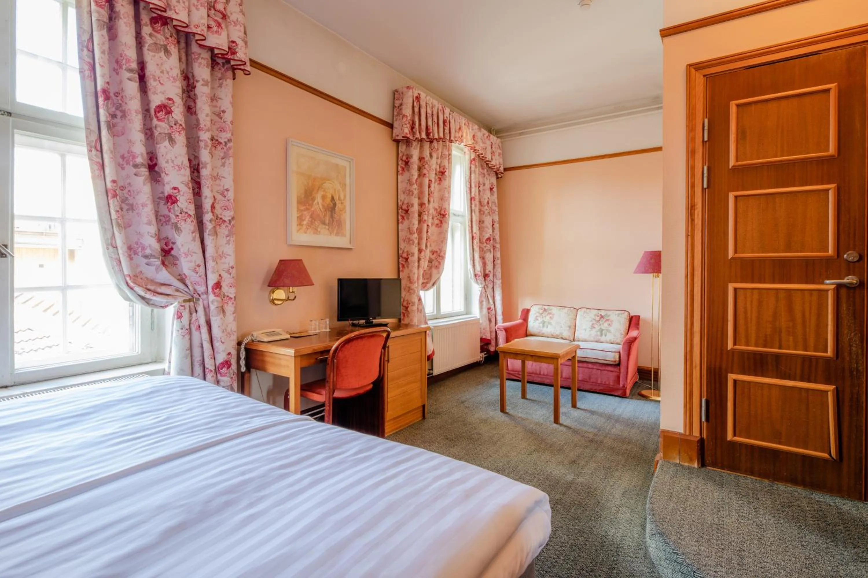 Bed in Hotel Victoria