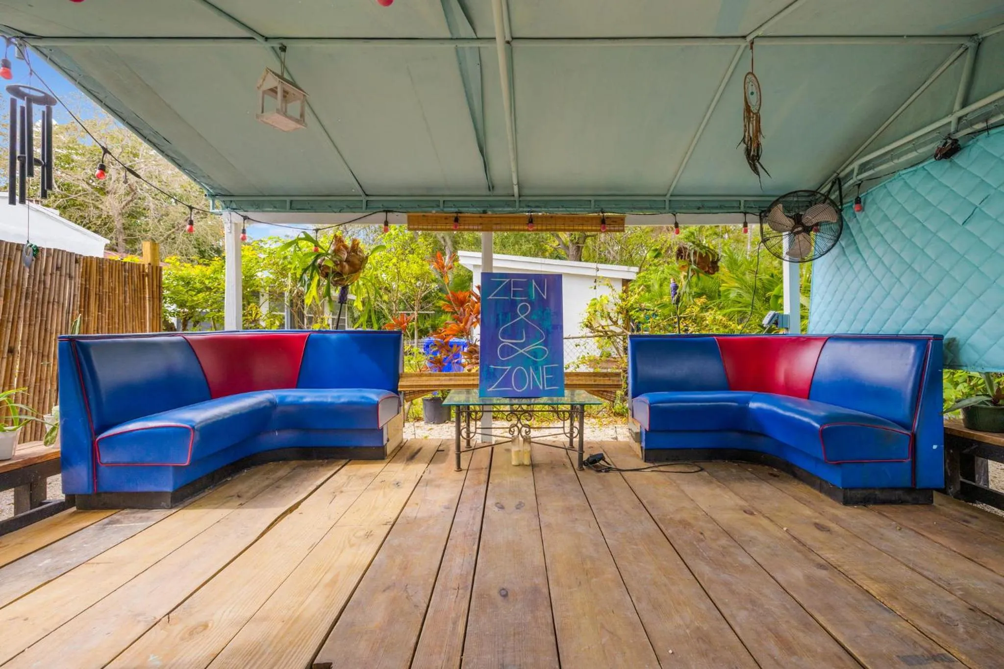 Balcony/Terrace in The New Yorker Hotel Miami