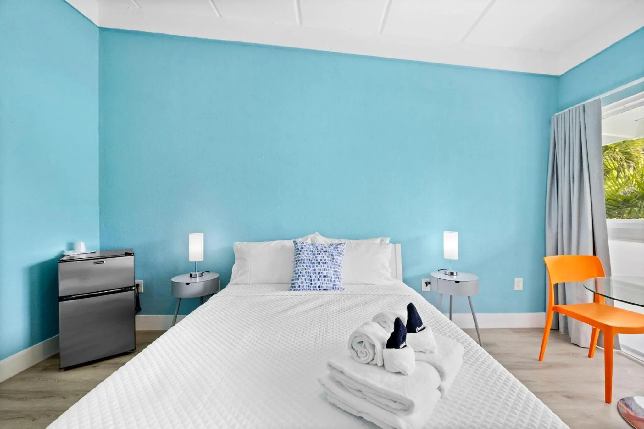 Bed in The New Yorker Hotel Miami