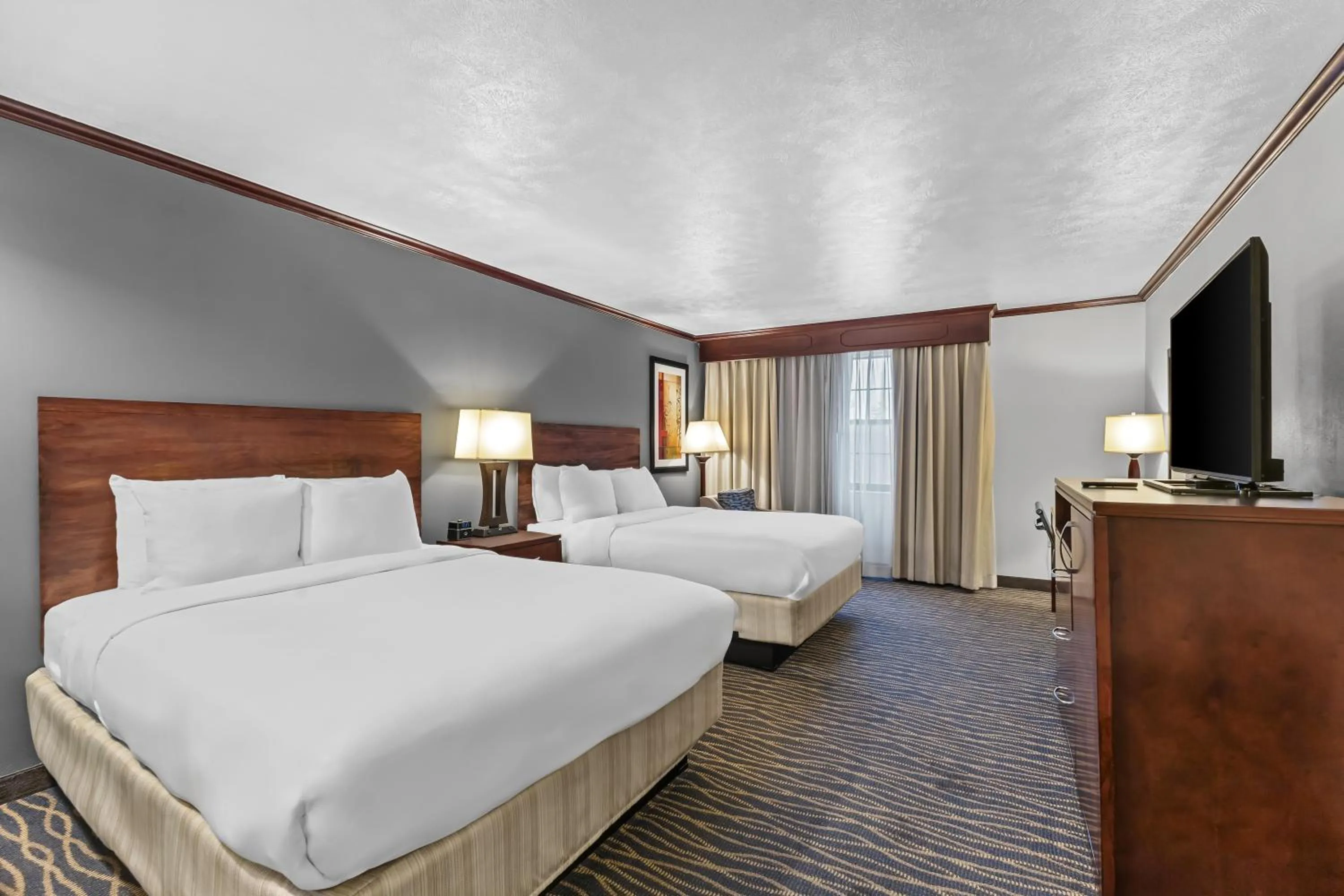 Bed in Radisson Hotel Salt Lake City Airport