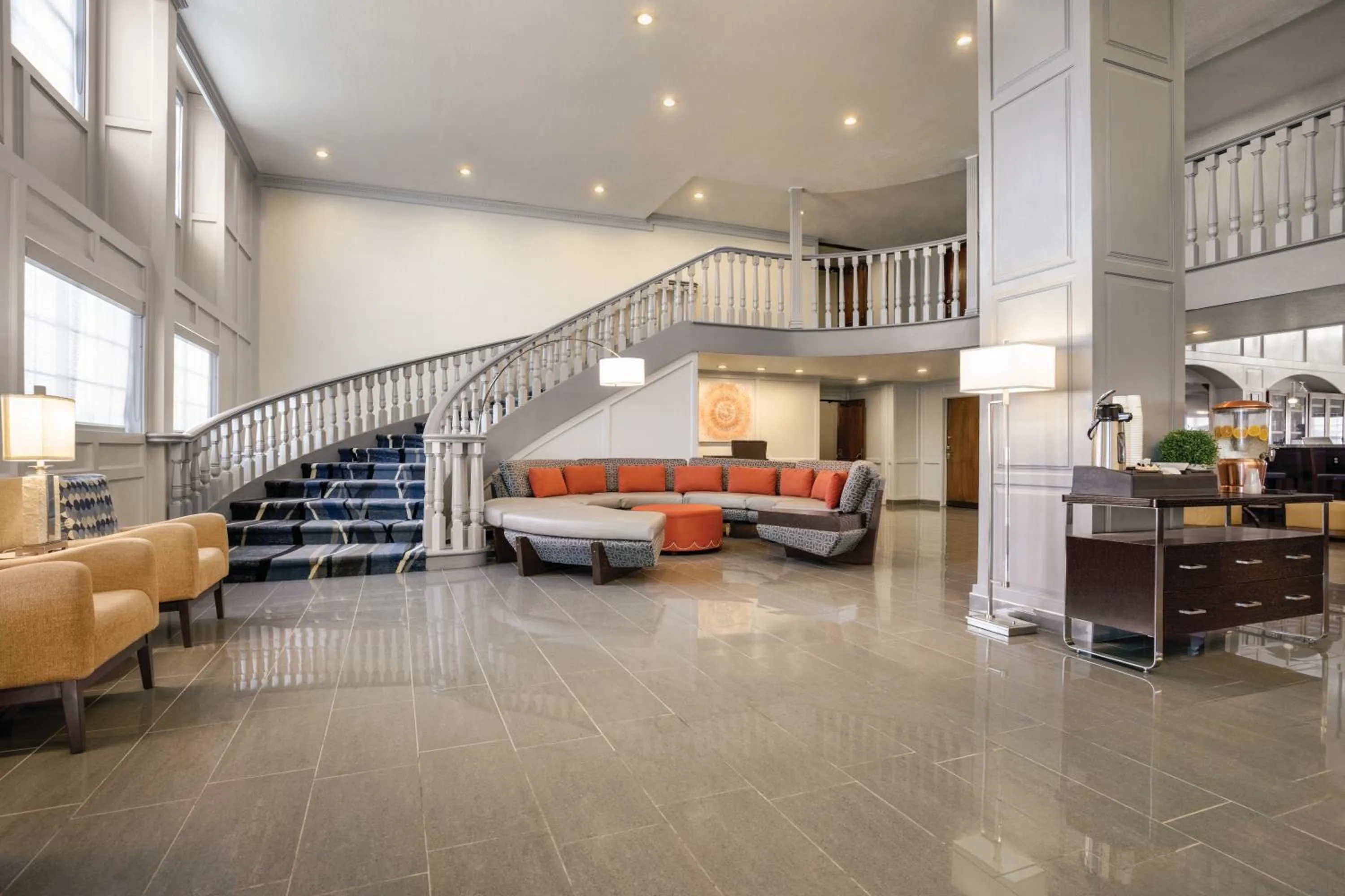 Lobby or reception in Radisson Hotel Salt Lake City Airport