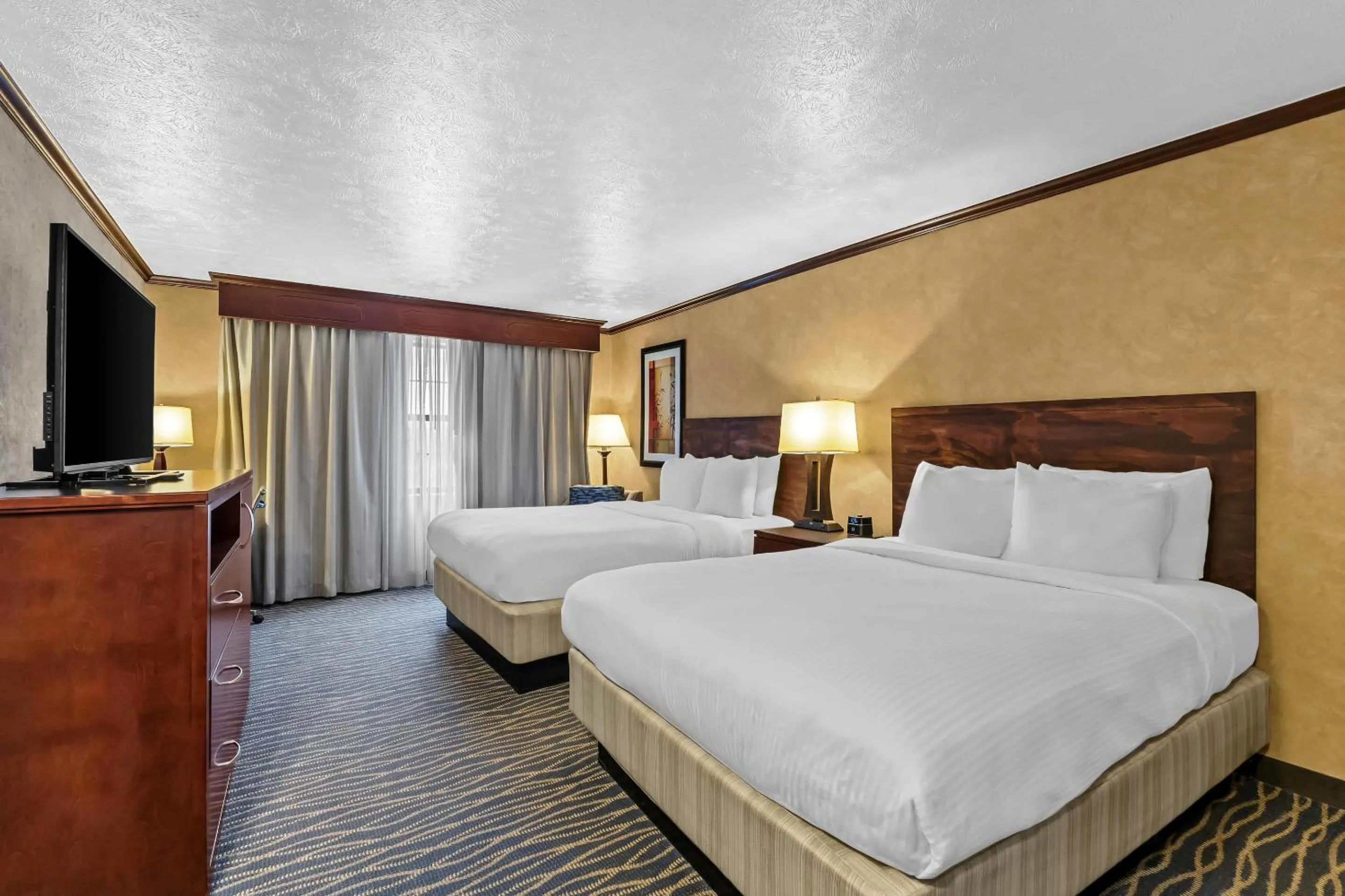 Bedroom, Bed in Radisson Hotel Salt Lake City Airport