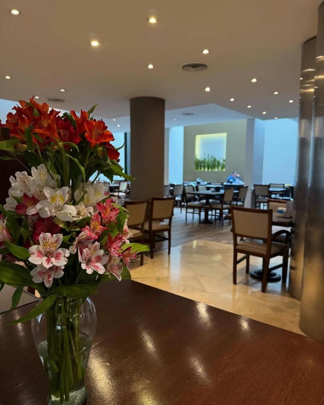 Urquiza Apart Hotel & Suites