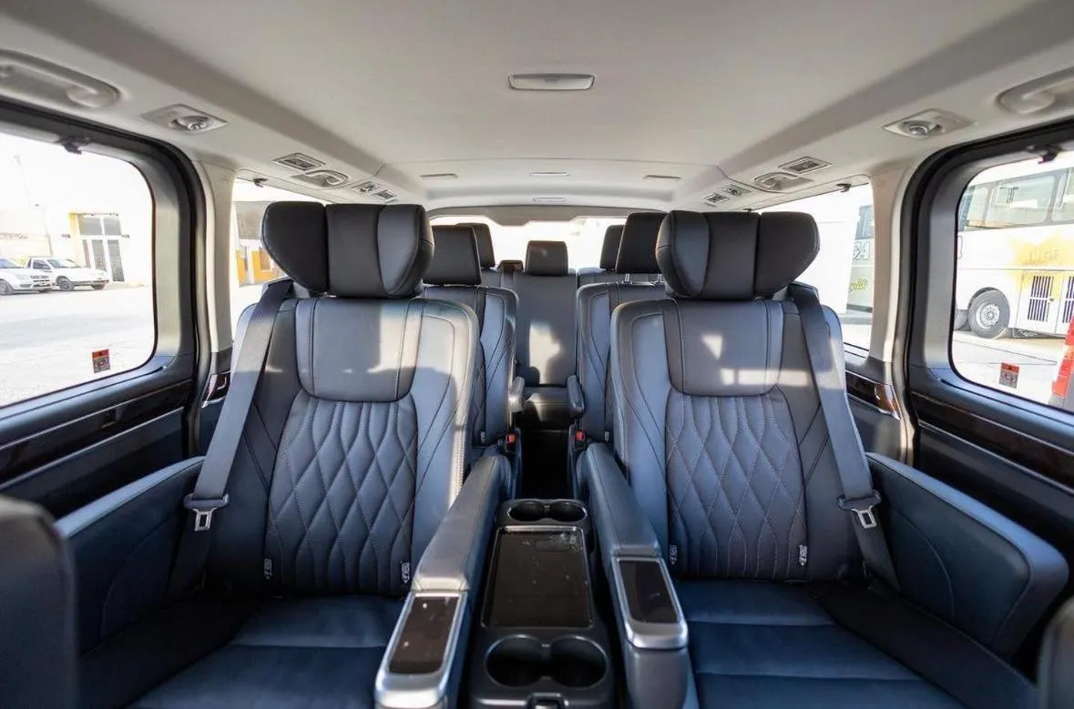 shuttle in Hotel Picos Del Sur