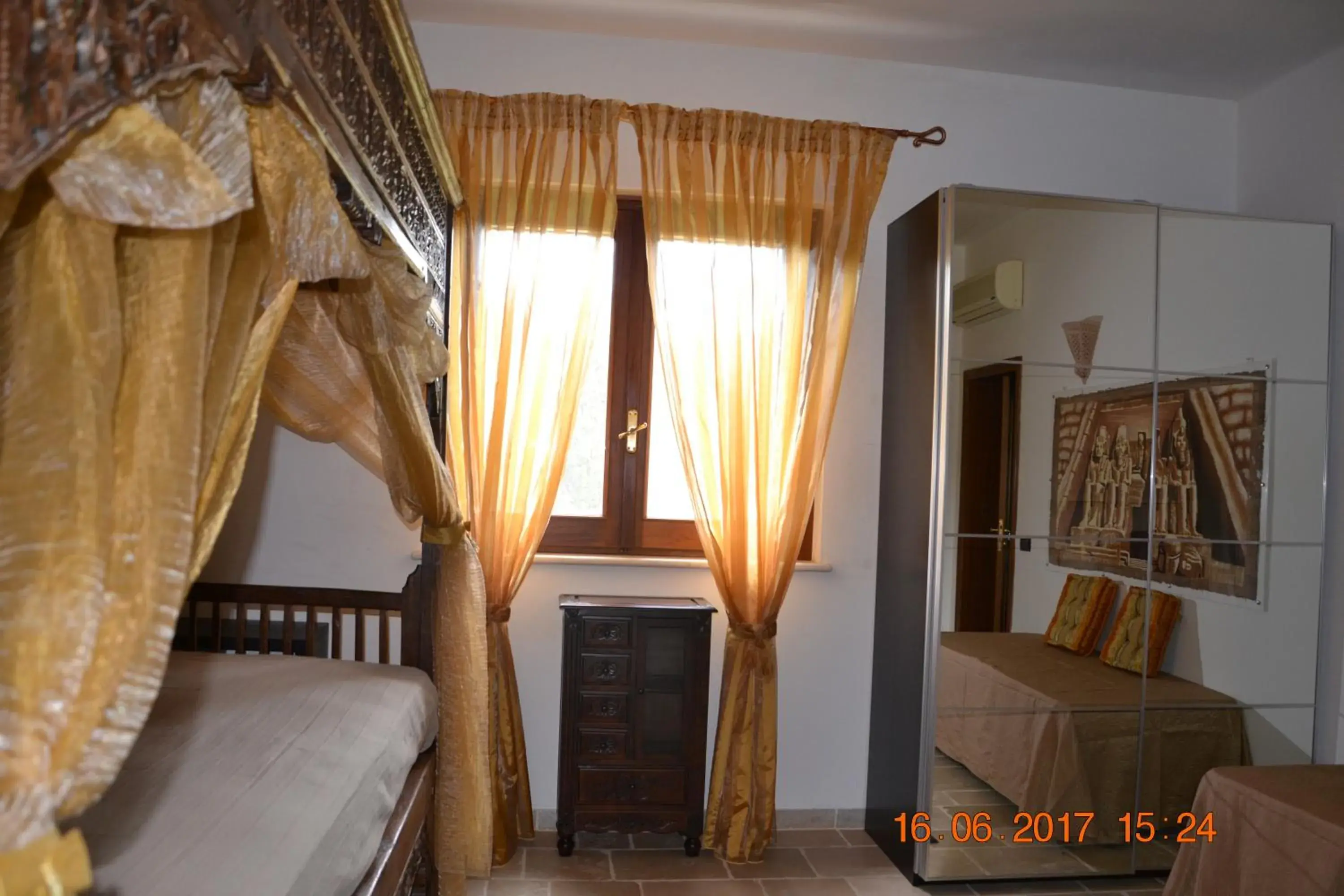 Triple Room in Masseria Fragnale Triple Room in Masseria Fragnale