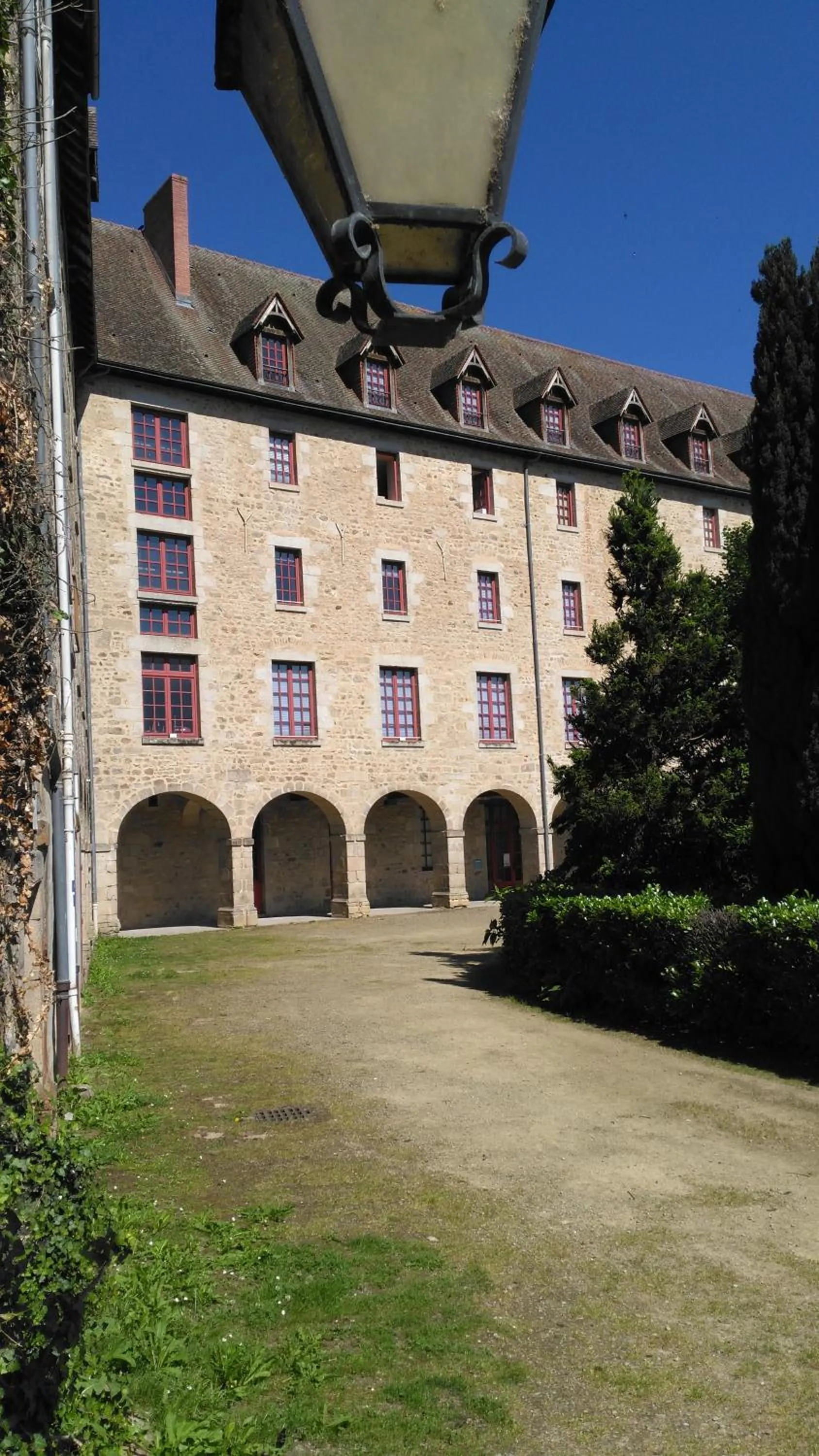 Nearby landmark in le Petit Papillon