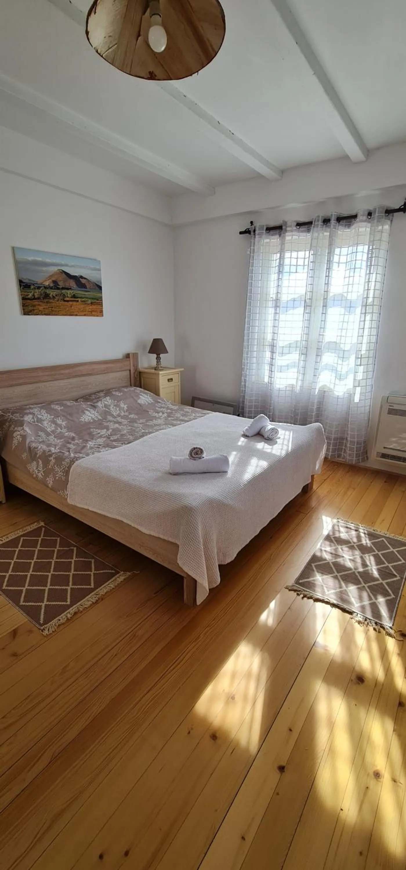 Bed in Dembelija Rooms