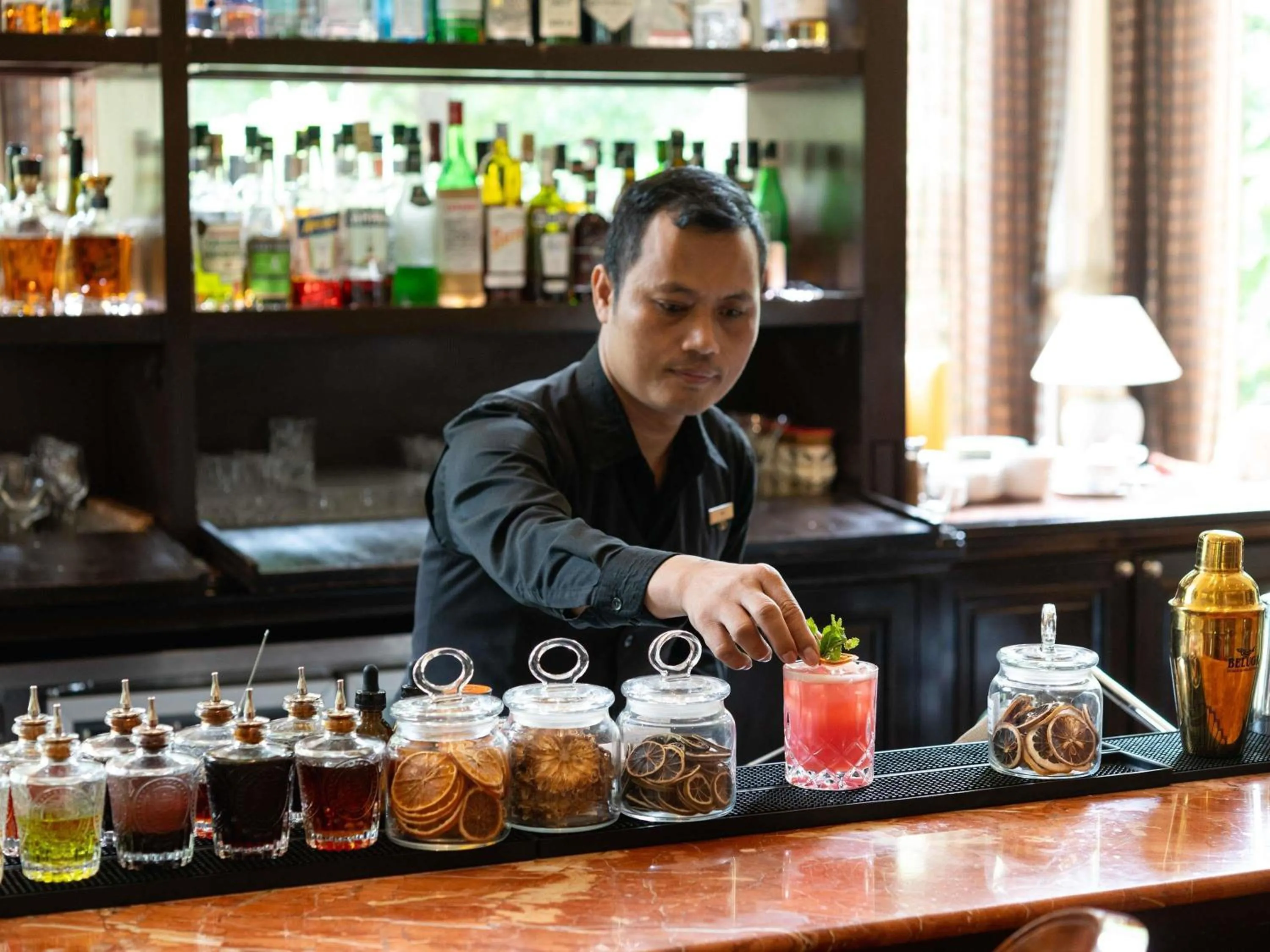 Lounge or bar in Sofitel Phnom Penh Phokeethra