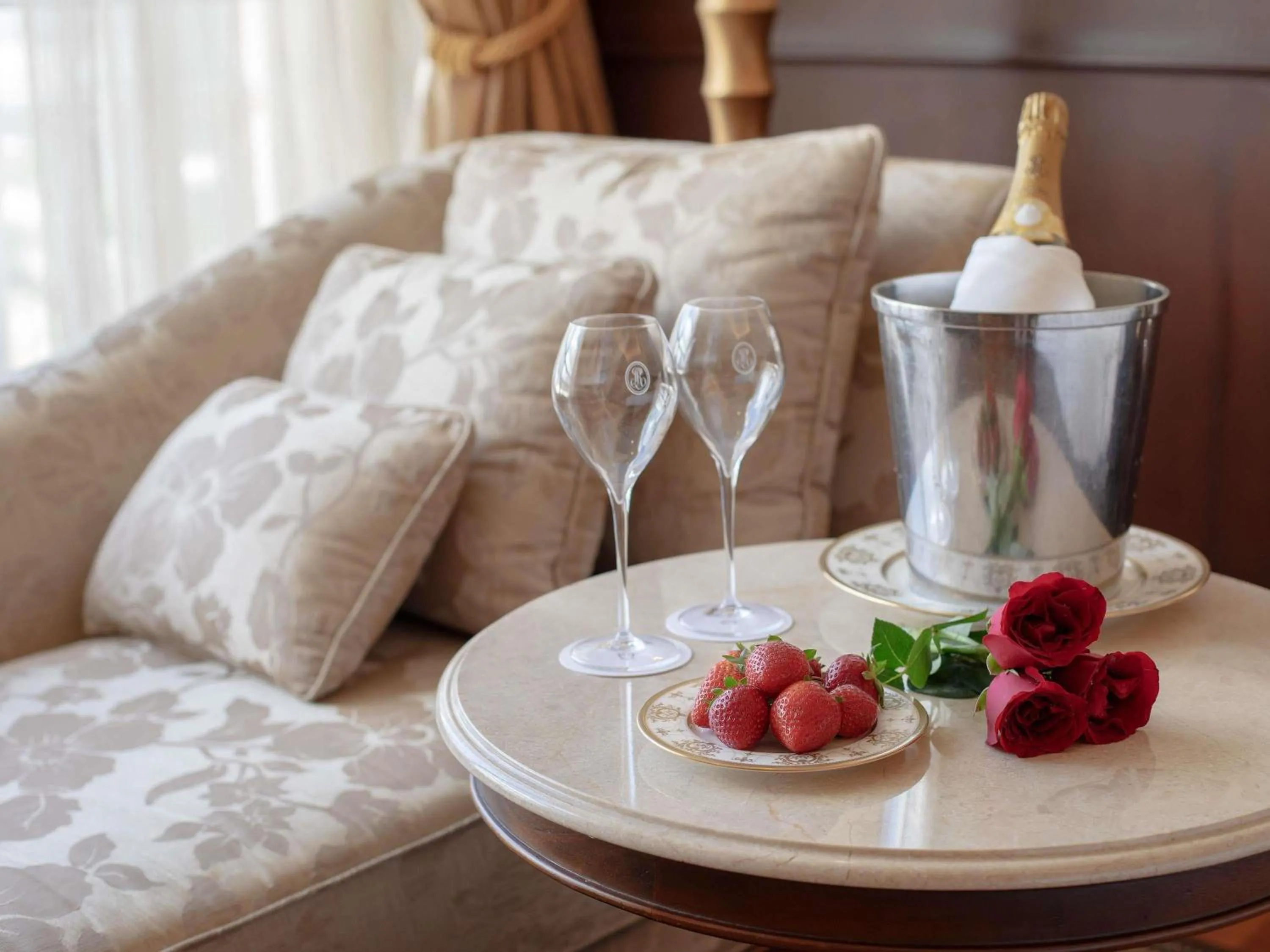 Bedroom in Sofitel Phnom Penh Phokeethra