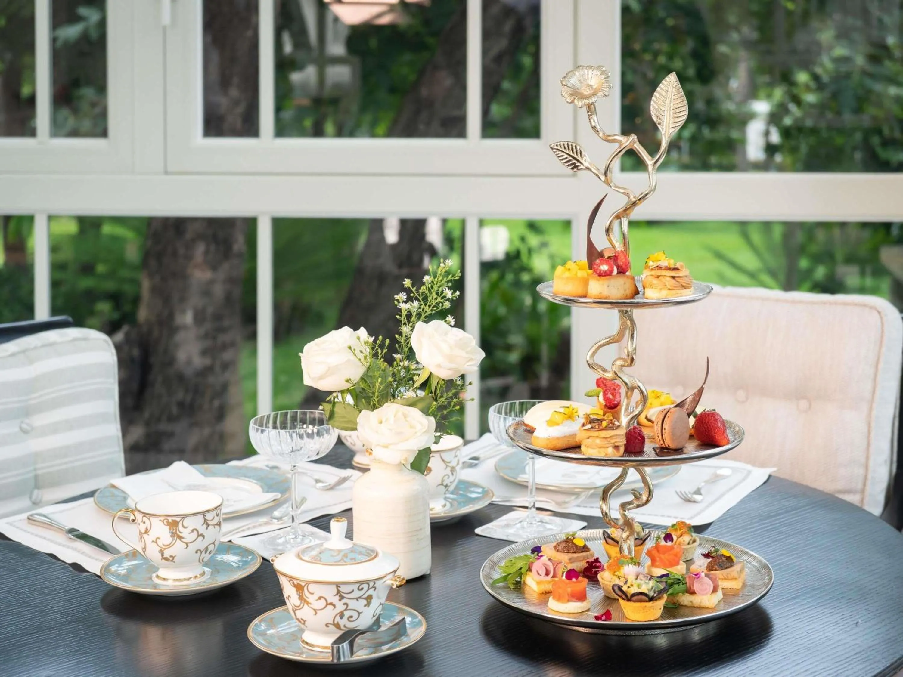 Restaurant/places to eat in Sofitel Phnom Penh Phokeethra