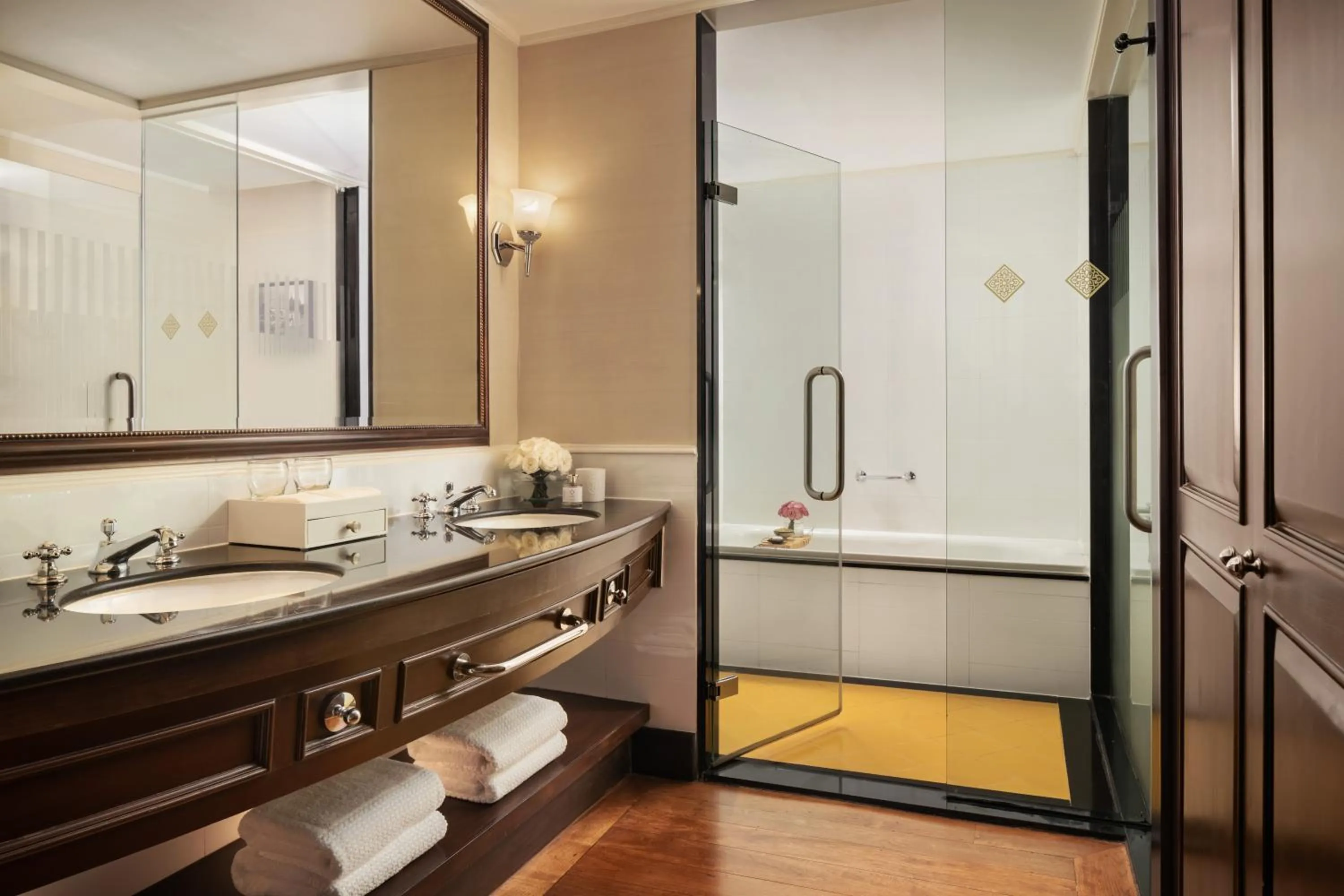 Bathroom in Sofitel Phnom Penh Phokeethra