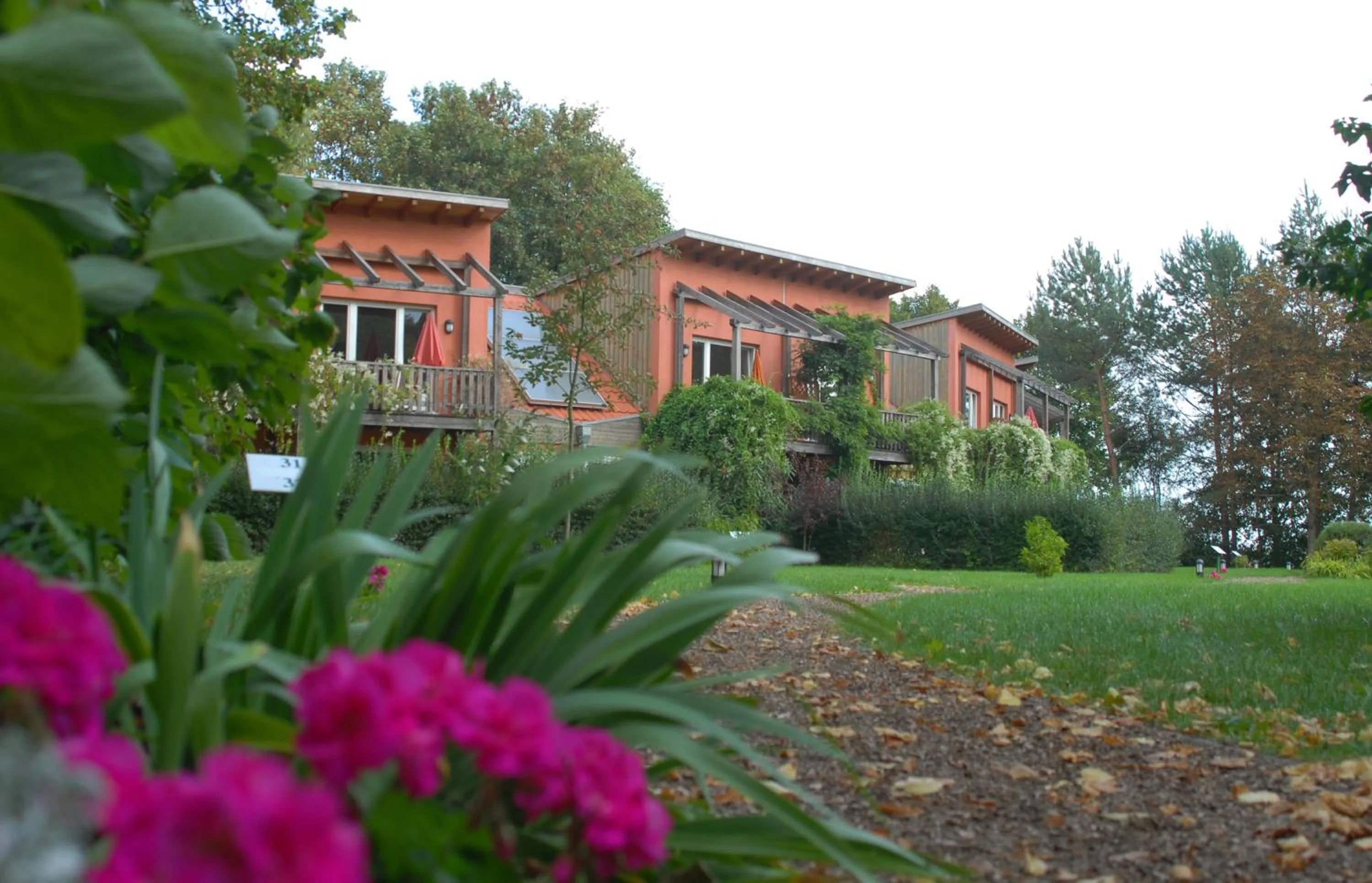 Garden view in Bio- und Gesundheitshotel Gutshaus Stellshagen