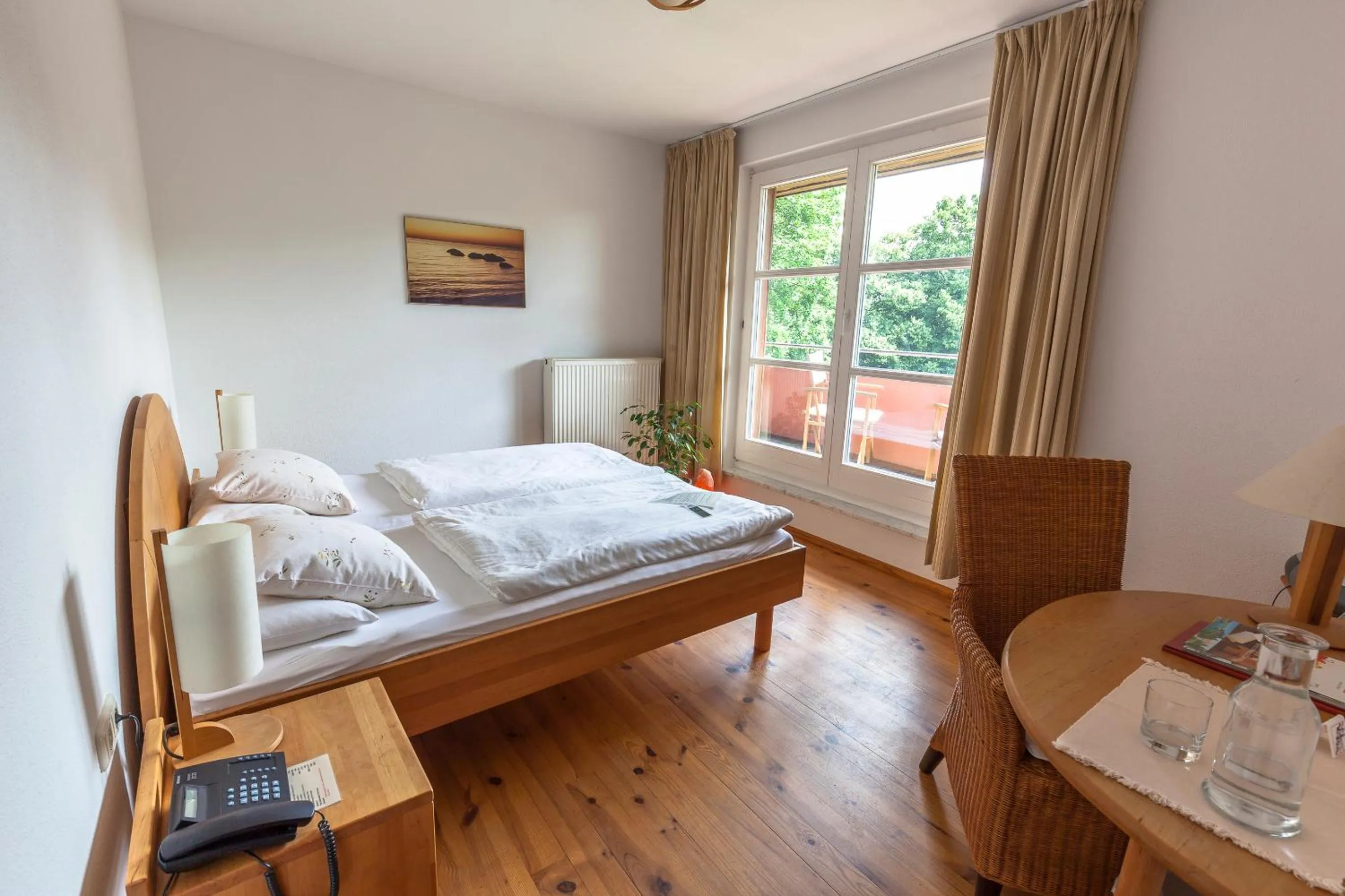 Photo of the whole room, Bed in Bio- und Gesundheitshotel Gutshaus Stellshagen