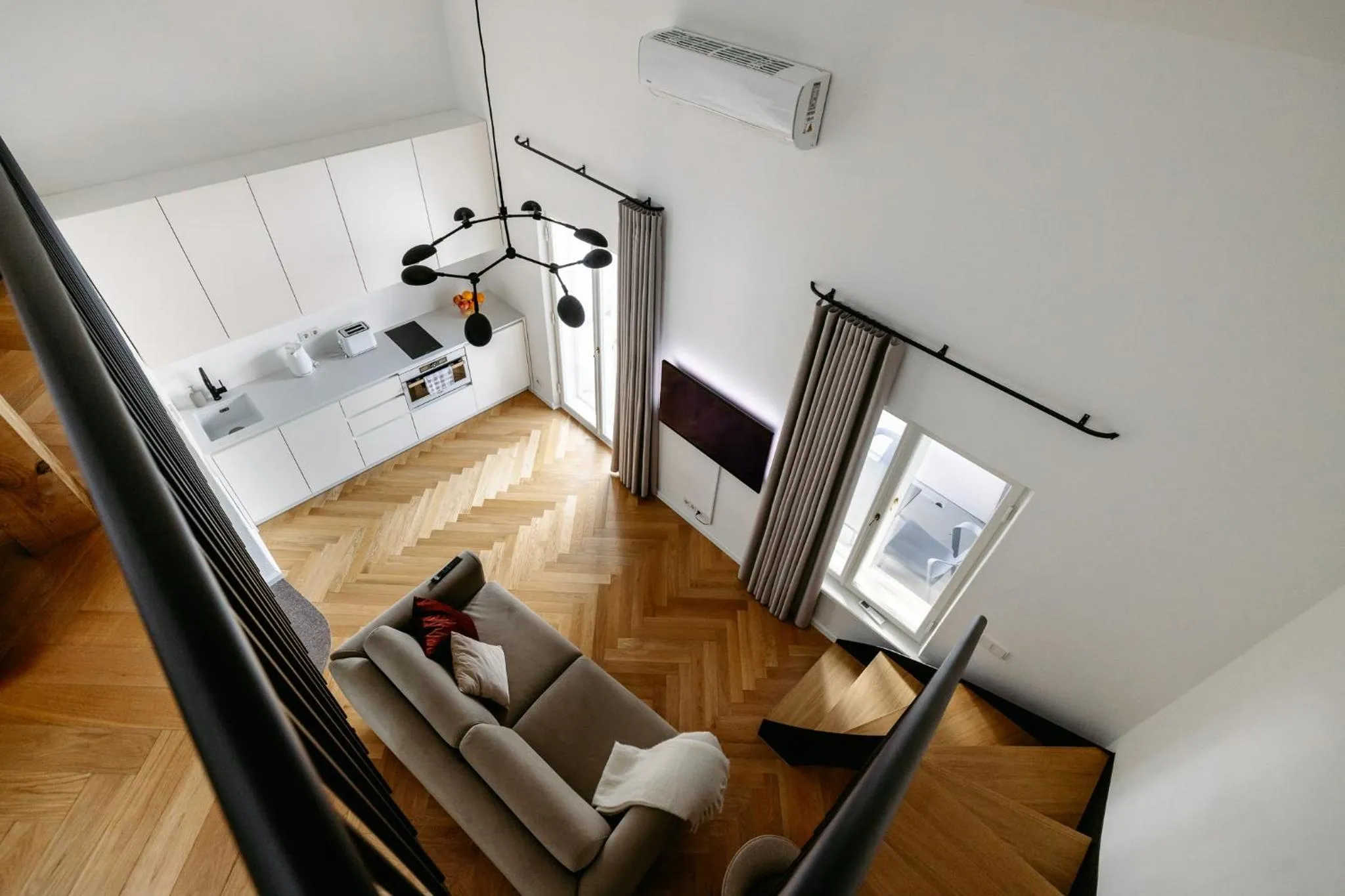 Kitchen or kitchenette in Hestia Hotel Barons Old Town