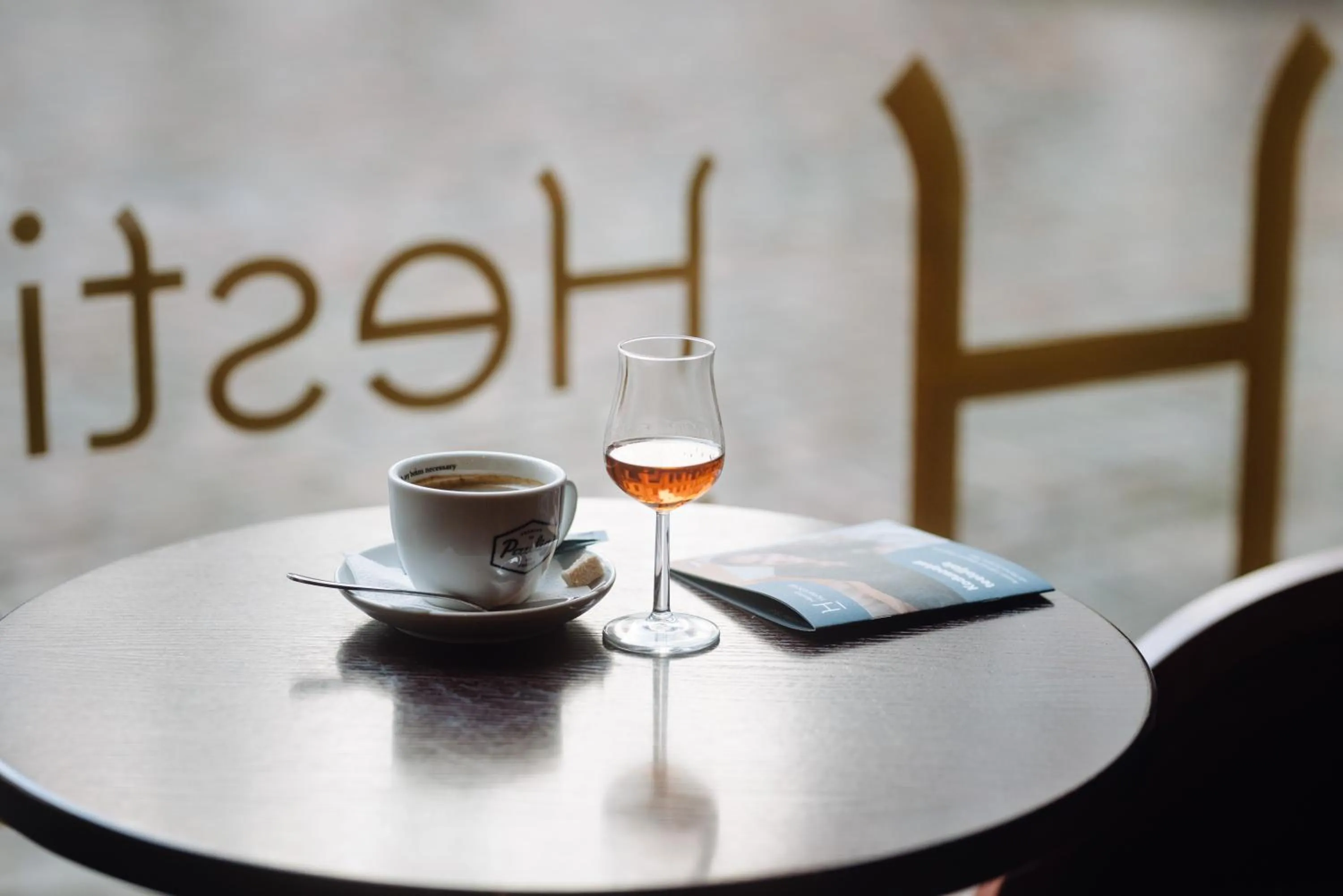 Coffee/tea facilities in Hestia Hotel Barons Old Town