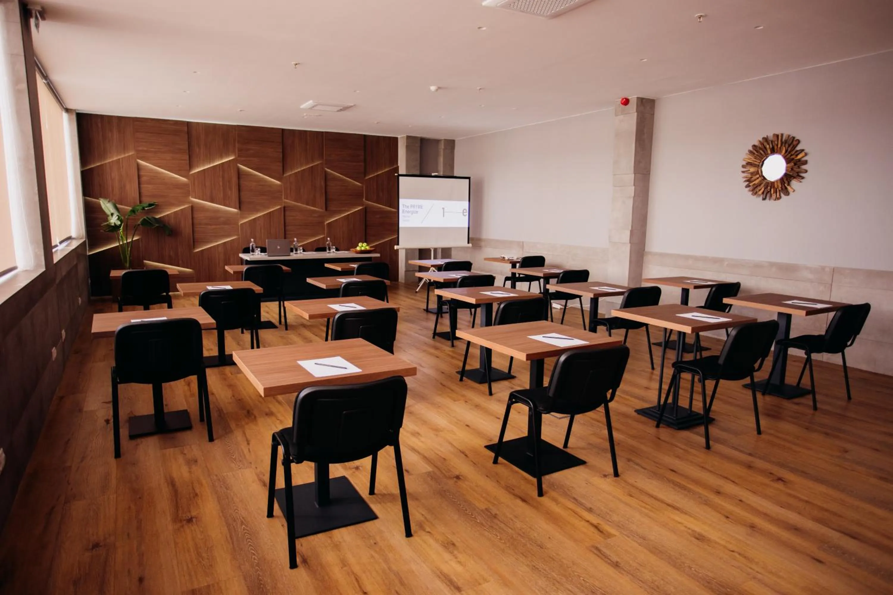 Meeting/conference room in The Prime Energize Hotel & SPA - Algarve
