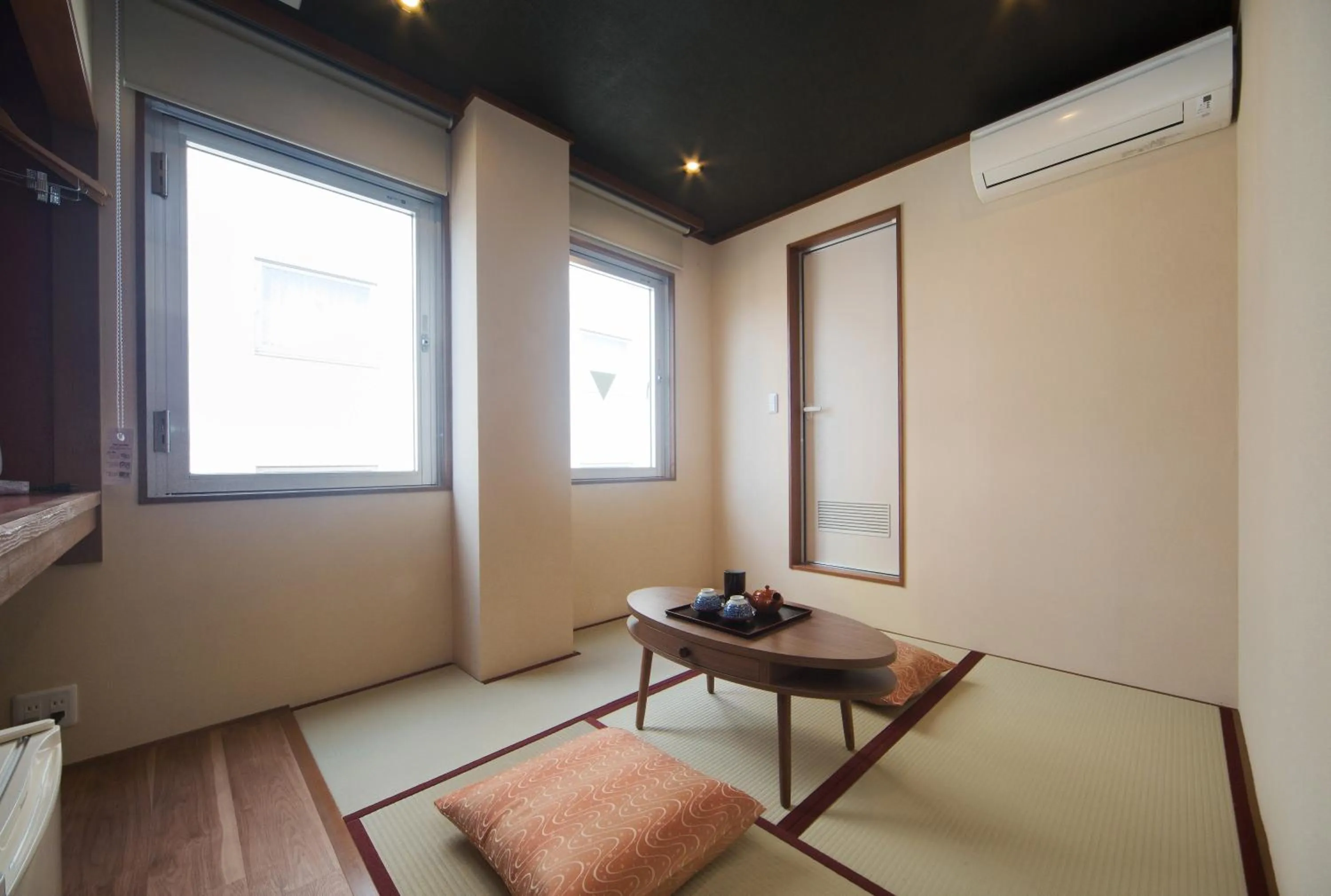 Seating area in Seiki Kyoto Station