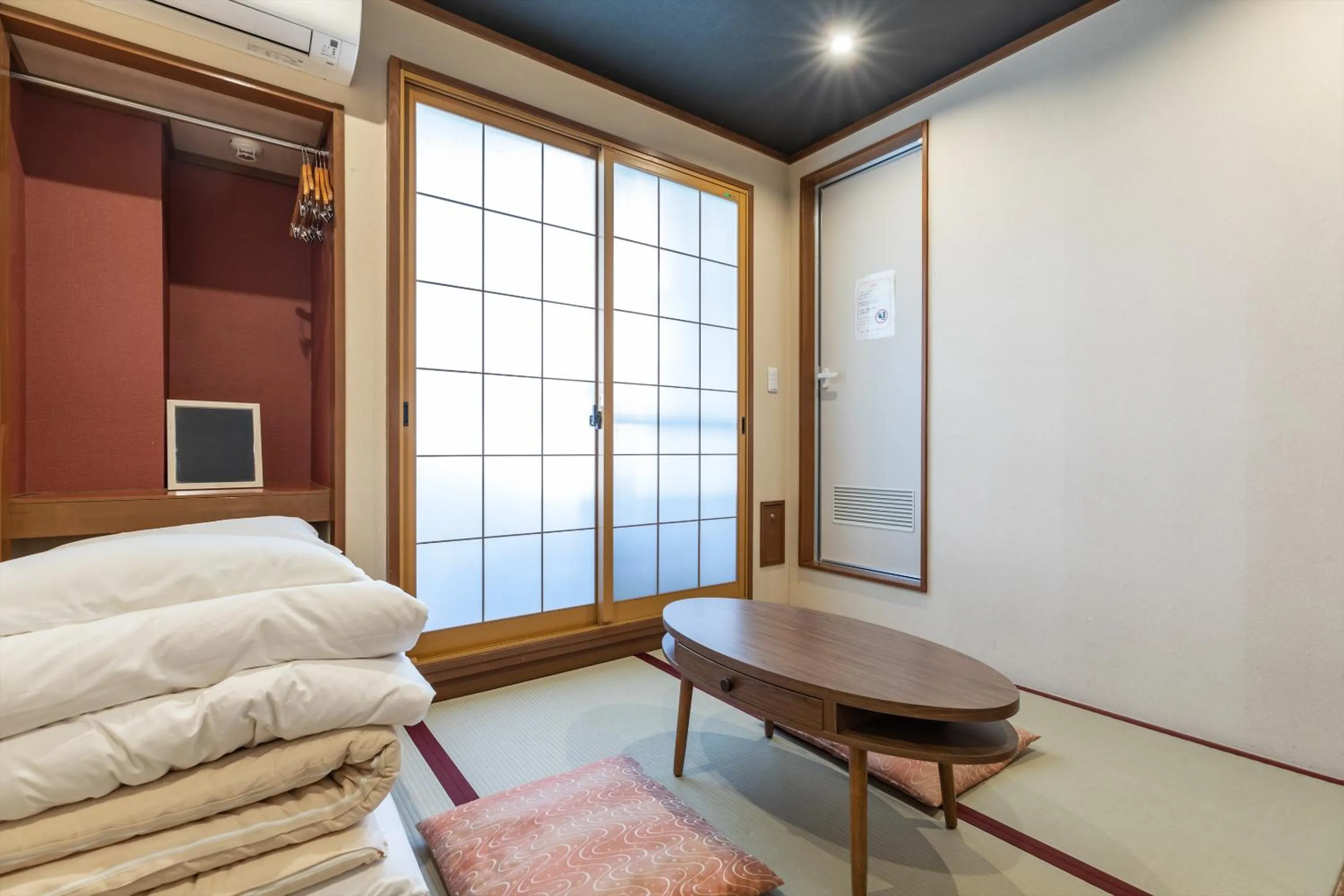 Bed in Seiki Kyoto Station