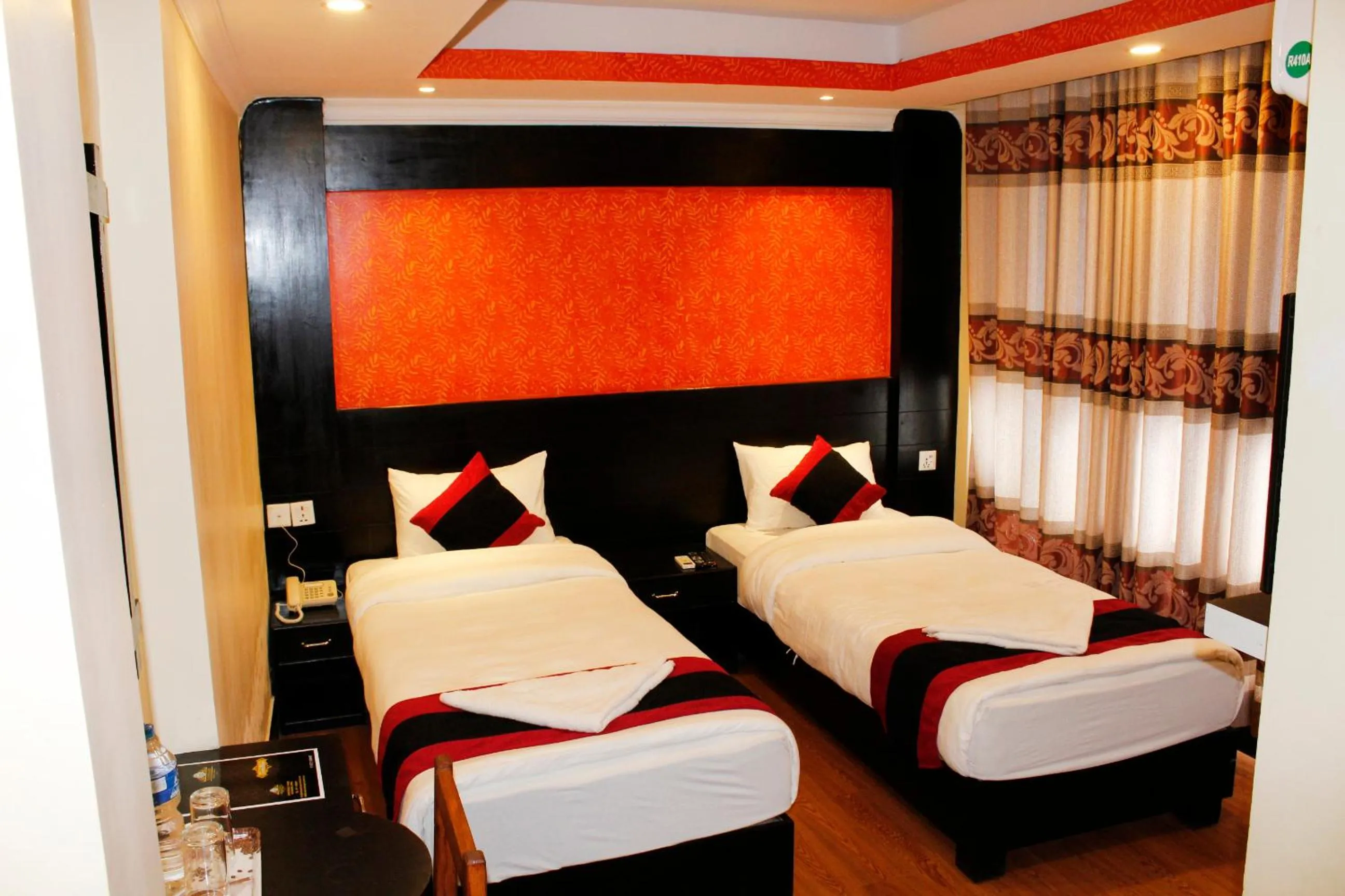 Bedroom, Bed in Kathmandu Regency Hotel