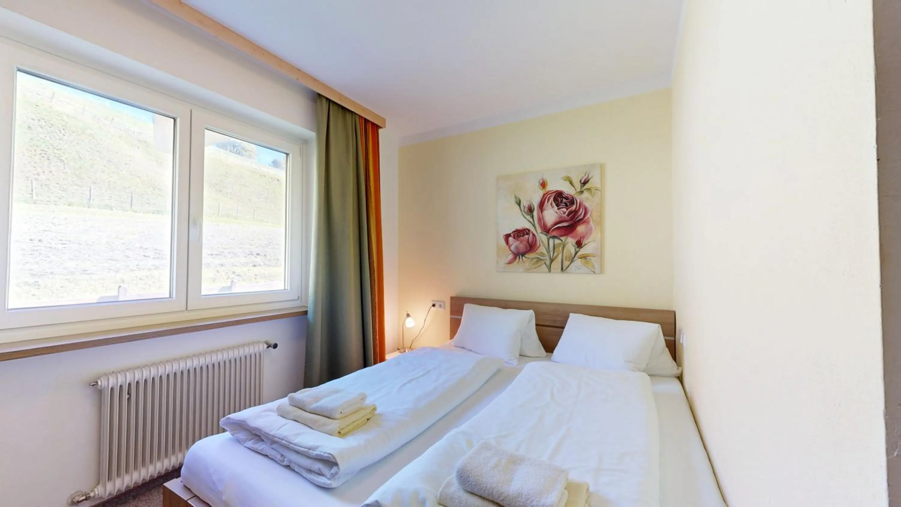 Bedroom, Bed in Aparthotel Hohe Brücke